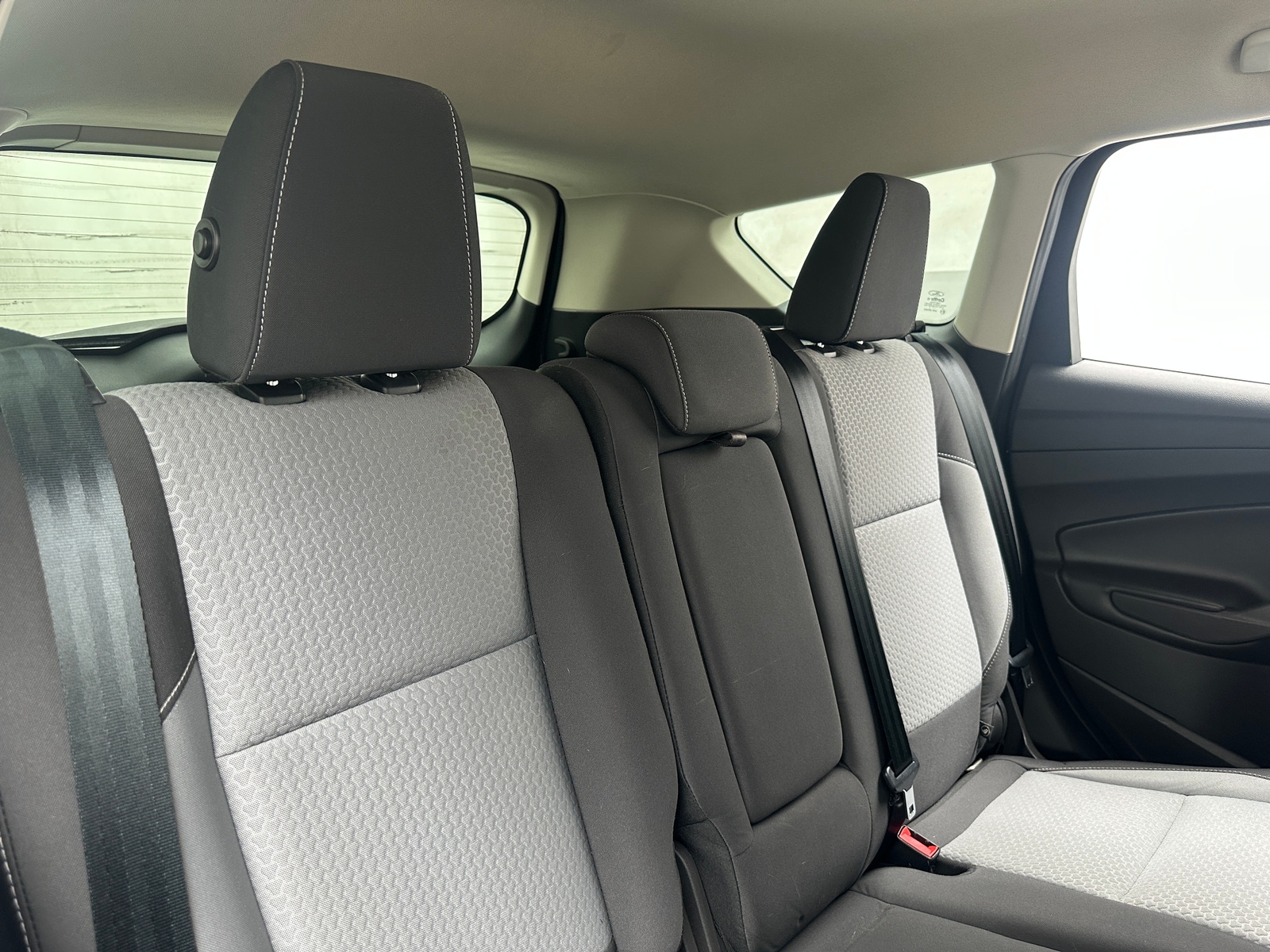 Thumbnail: 2017 Ford Escape - 6