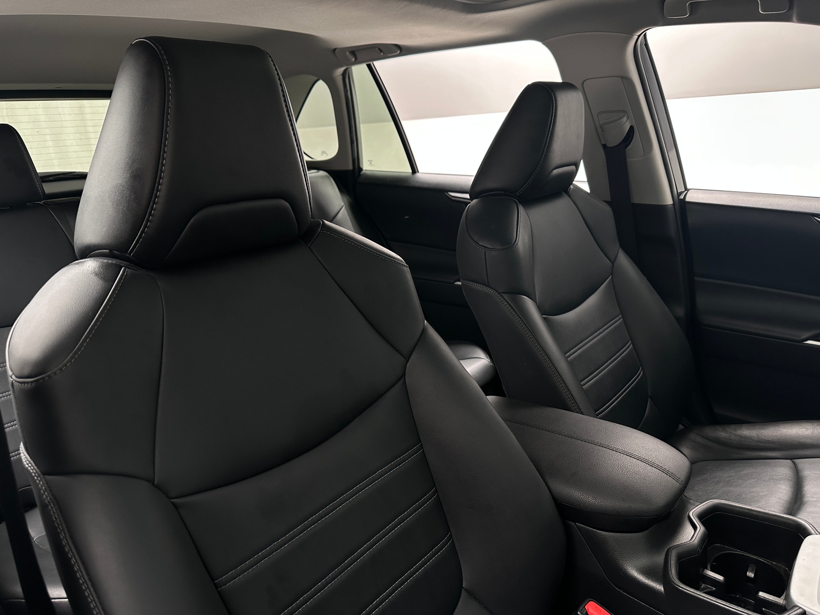Thumbnail: 2024 Toyota RAV4 - 2