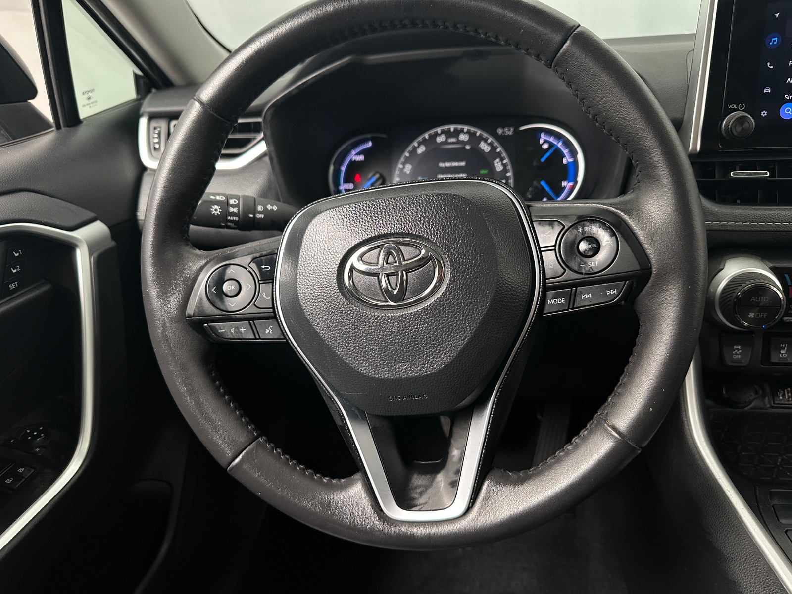 Thumbnail: 2024 Toyota RAV4 - 5