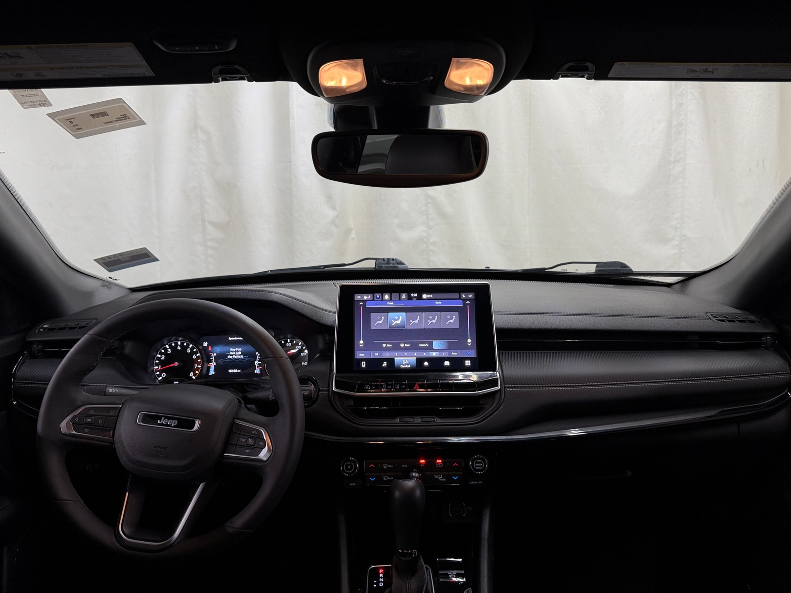 Thumbnail: 2023 Jeep Compass - 3