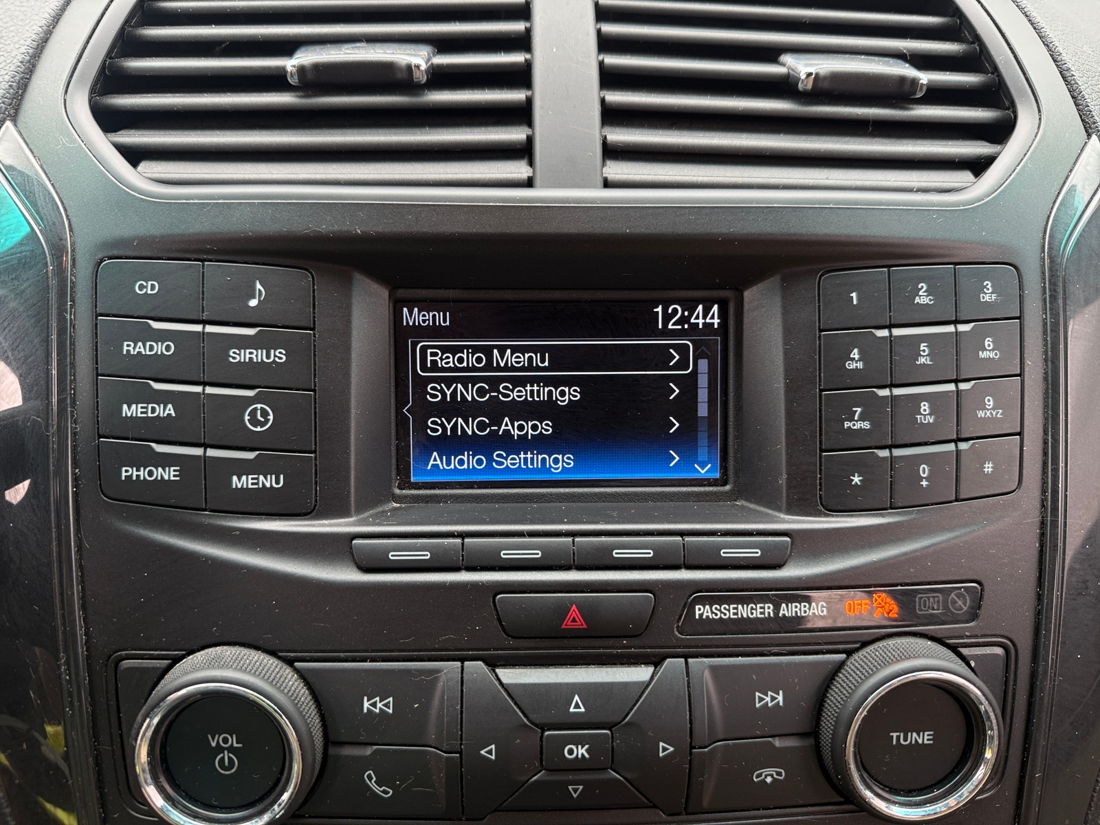 Thumbnail: 2016 Ford Explorer - 4