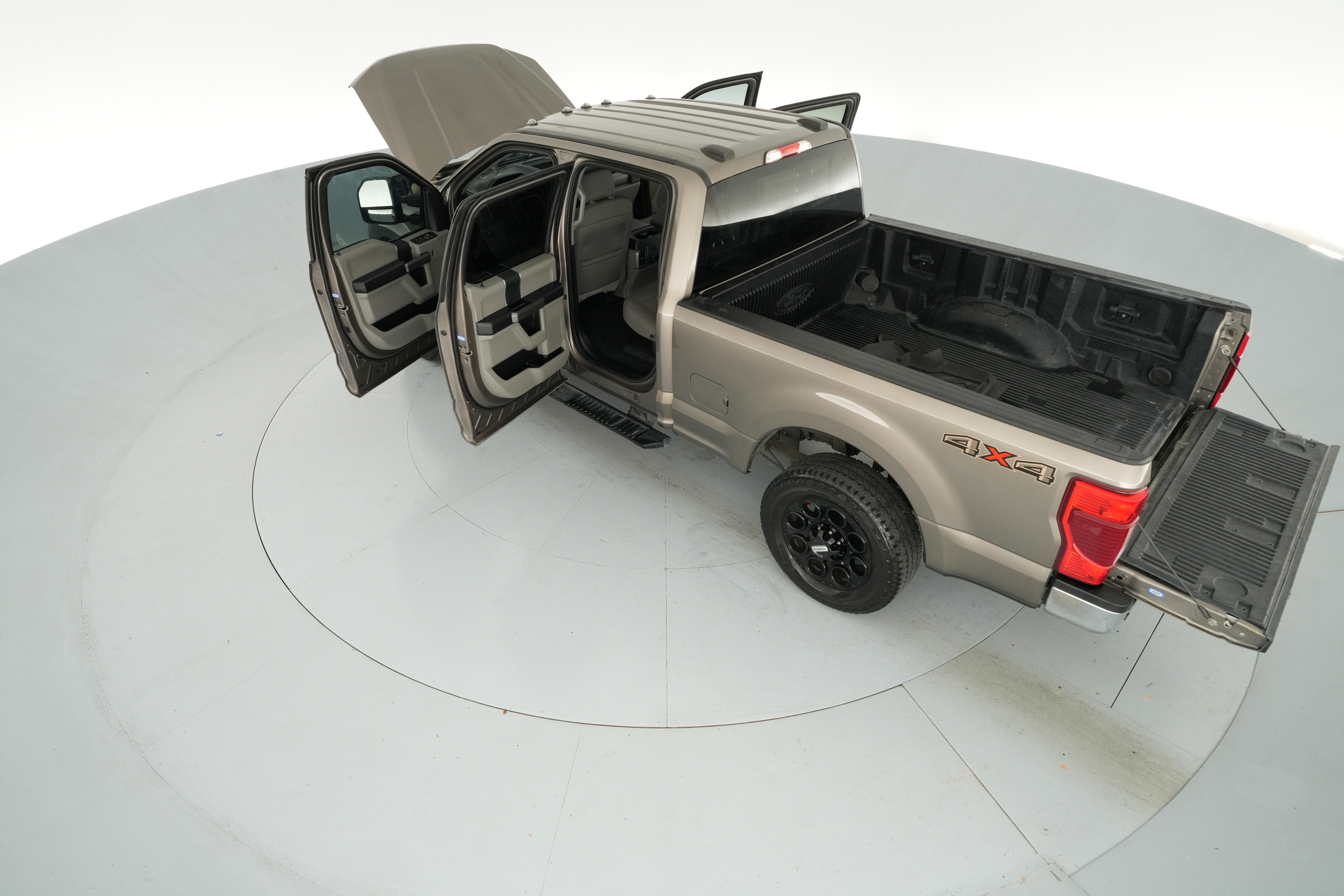 2020 Ford F-250 Super Duty XLT - Photo 45