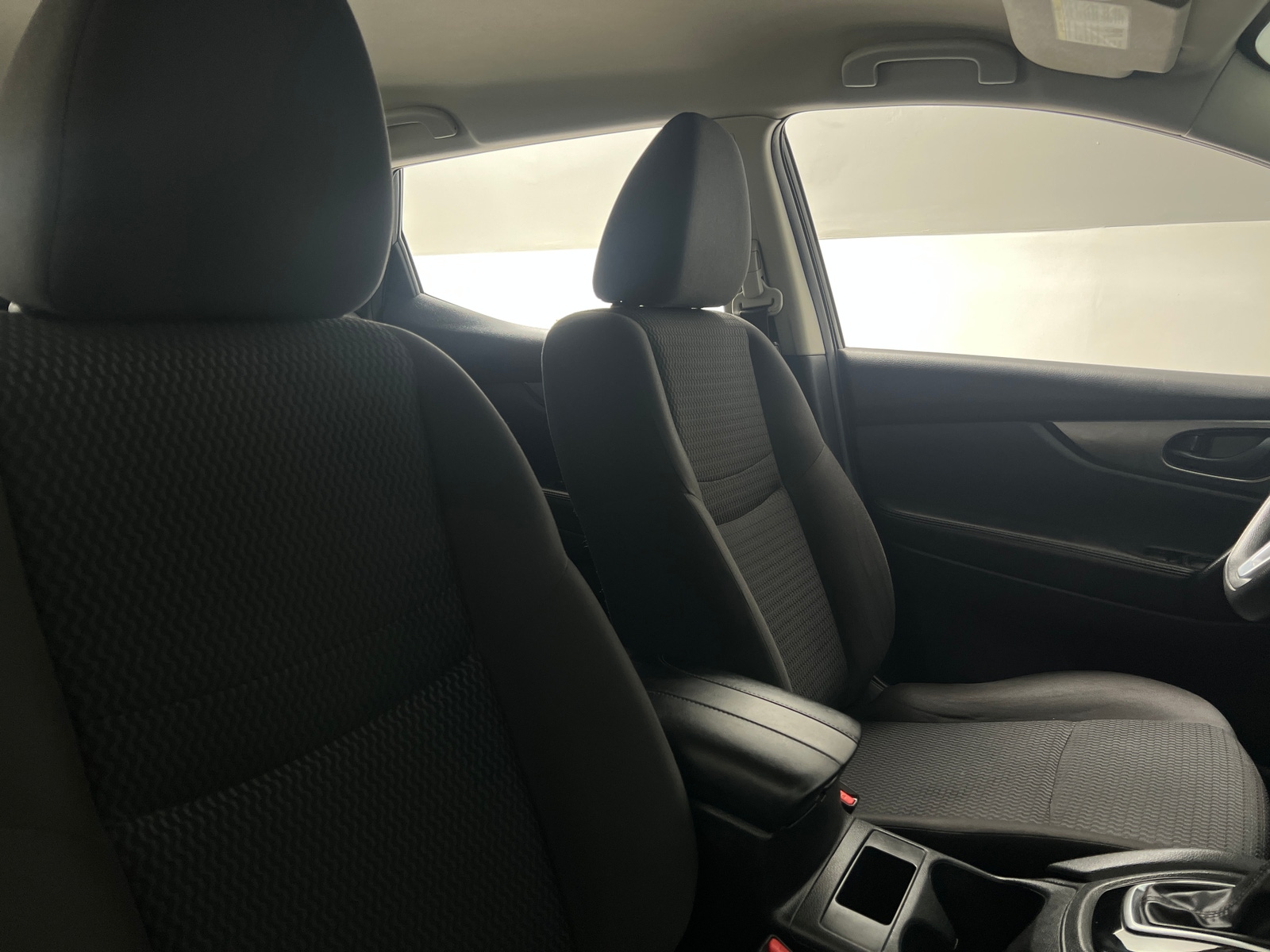 Thumbnail: 2020 Nissan Rogue Sport - 2