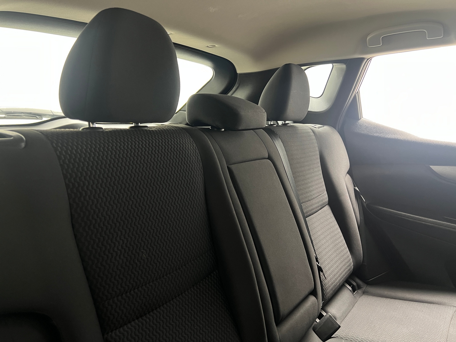 Thumbnail: 2020 Nissan Rogue Sport - 6