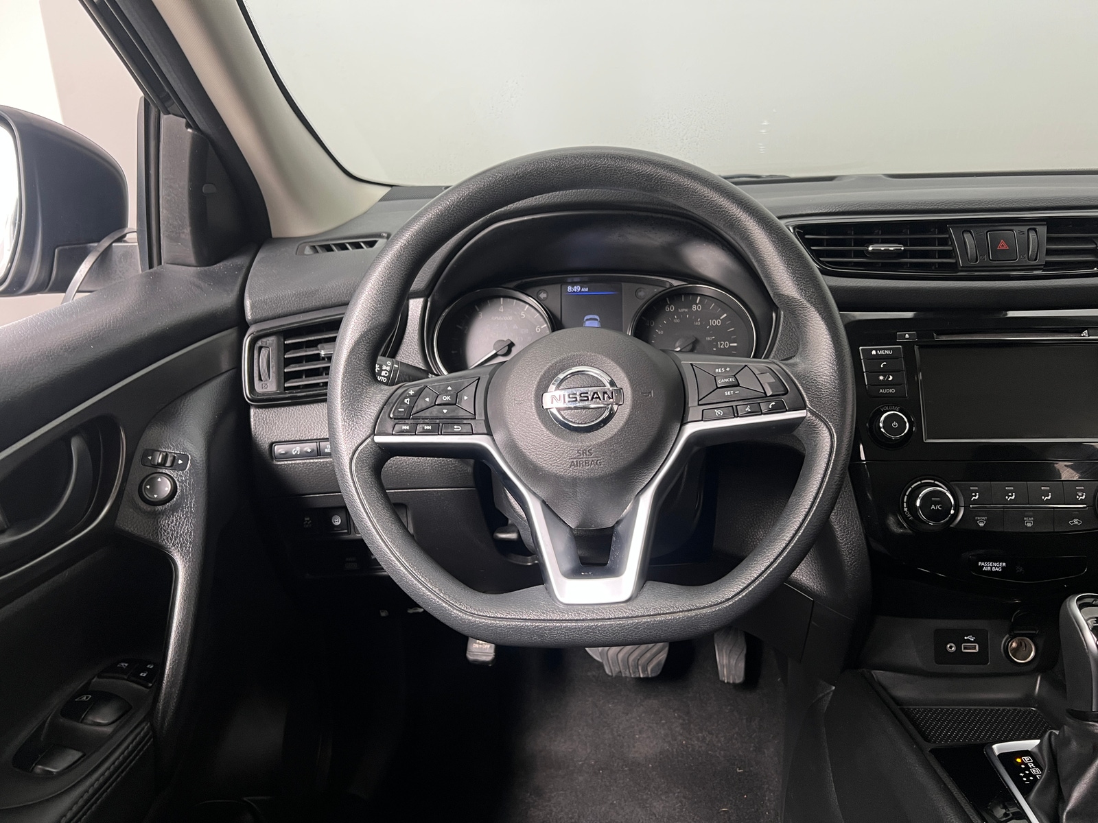 Thumbnail: 2020 Nissan Rogue Sport - 5