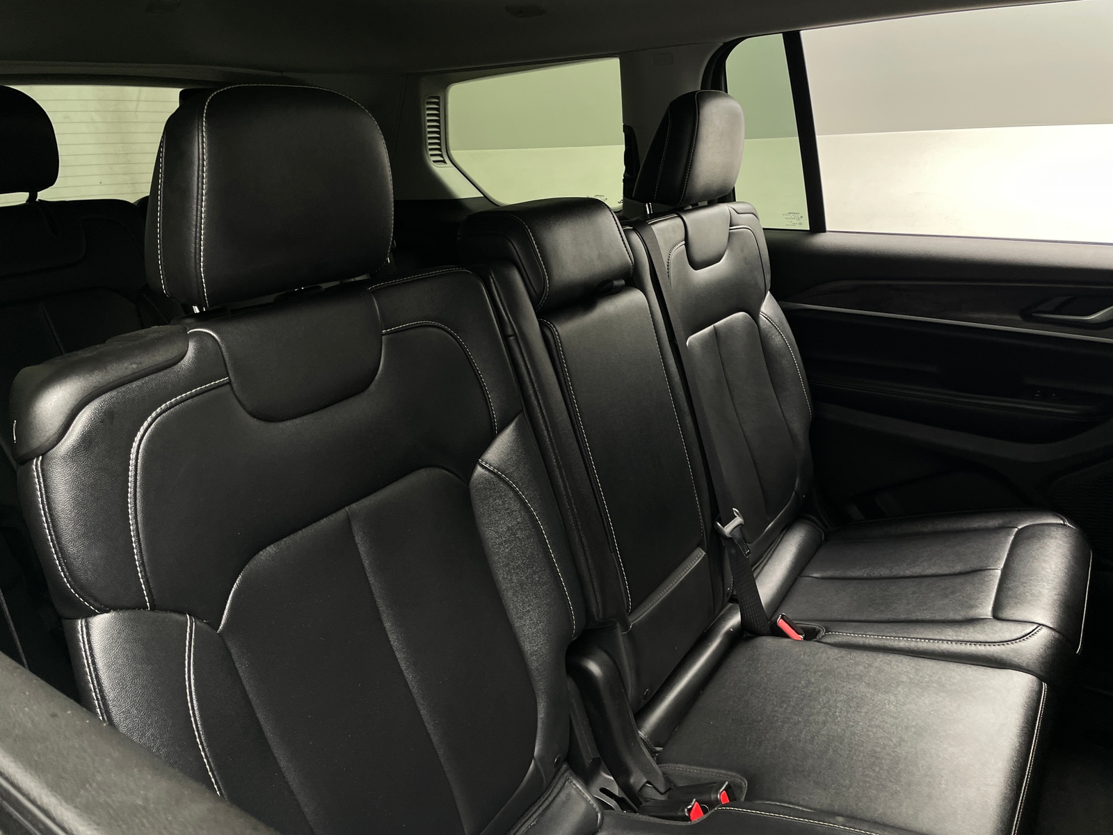 Thumbnail: 2023 Jeep Grand Cherokee L - 5
