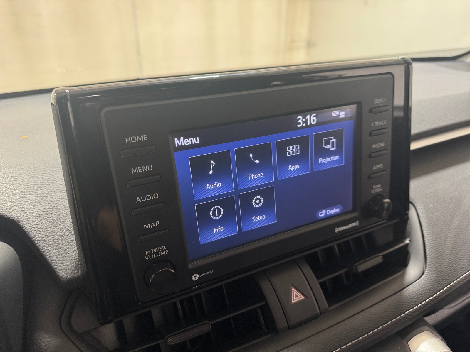Thumbnail: 2022 Toyota RAV4 - 4