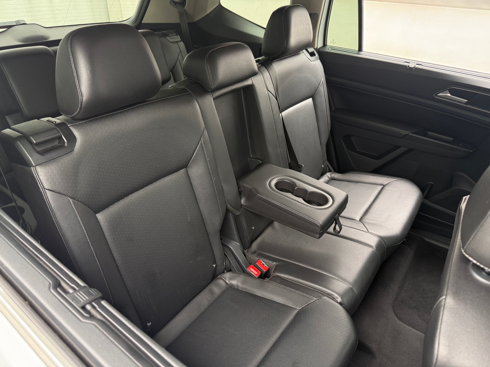 Thumbnail: 2018 Volkswagen Atlas - 6