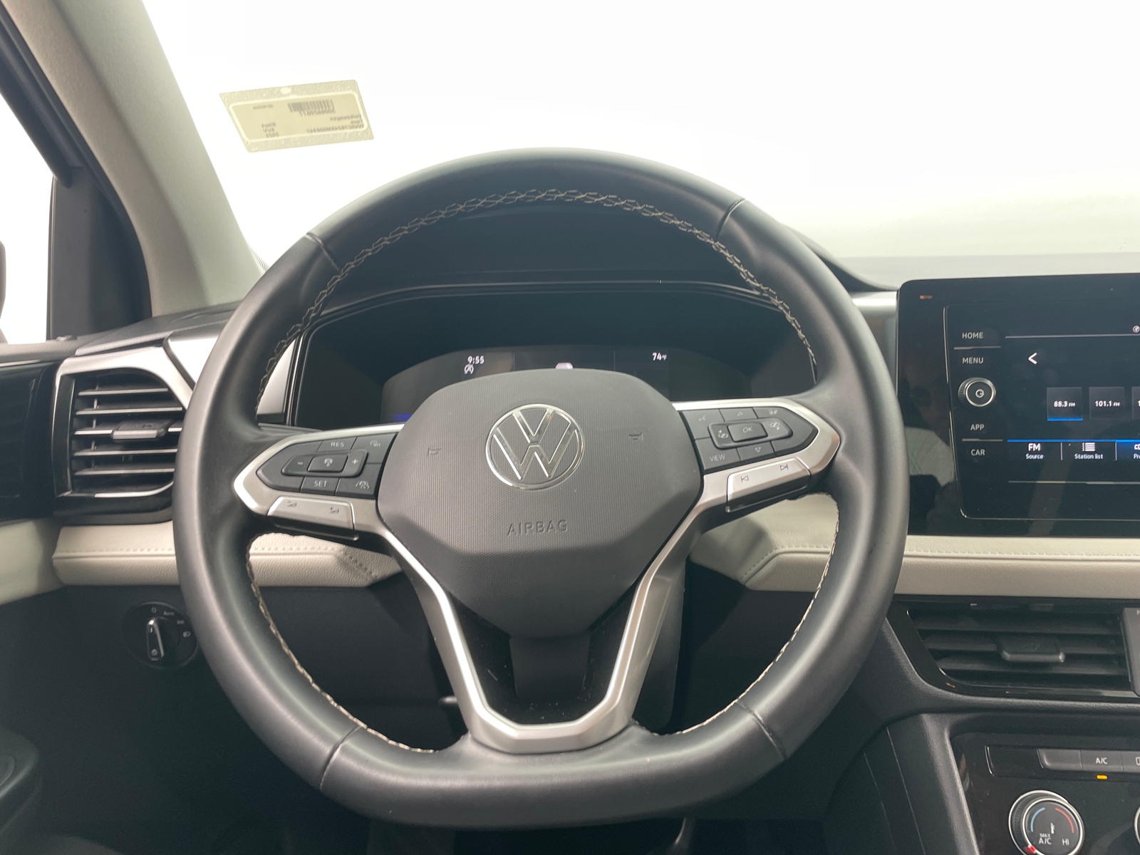 Thumbnail: 2025 Volkswagen Taos - 5