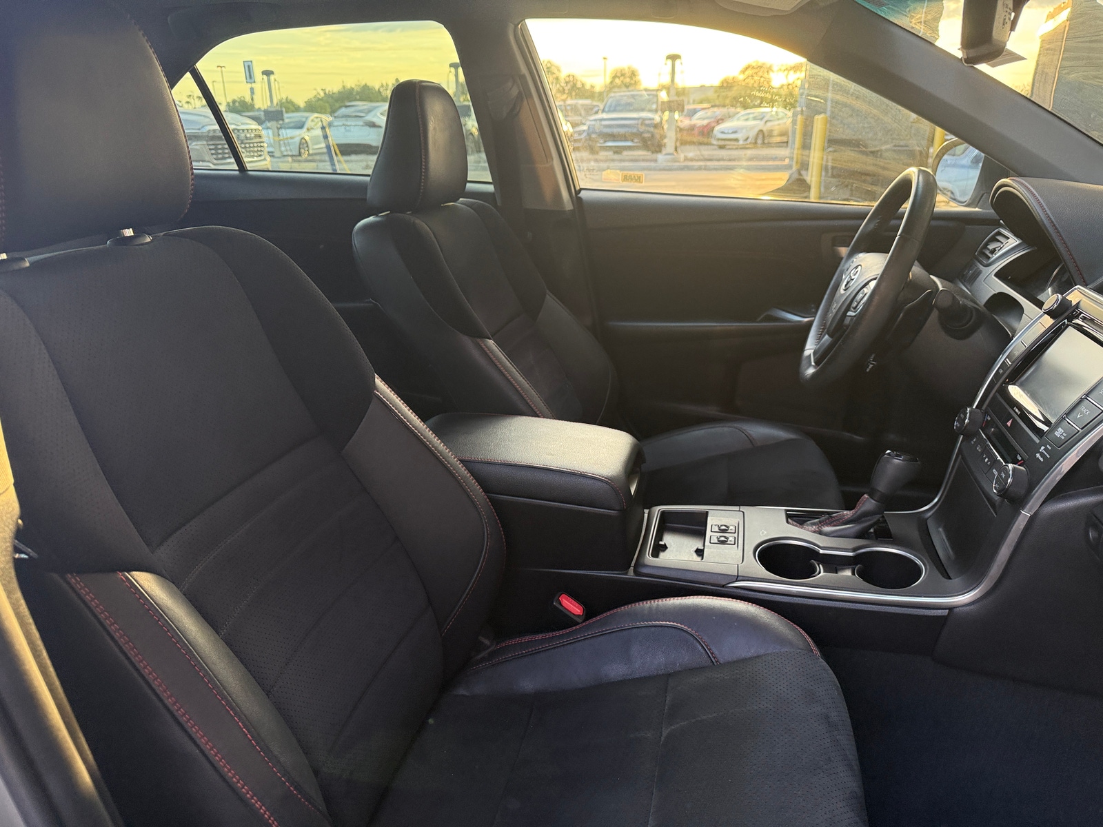Thumbnail: 2016 Toyota Camry - 2