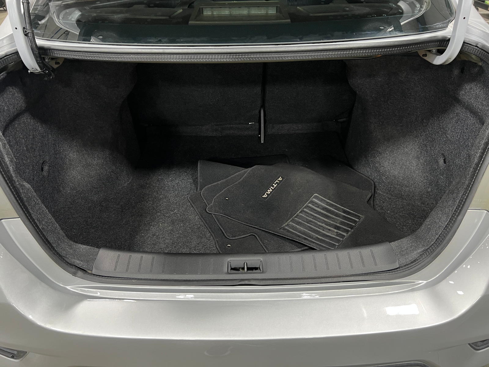 Thumbnail: 2019 Nissan Sentra - 7