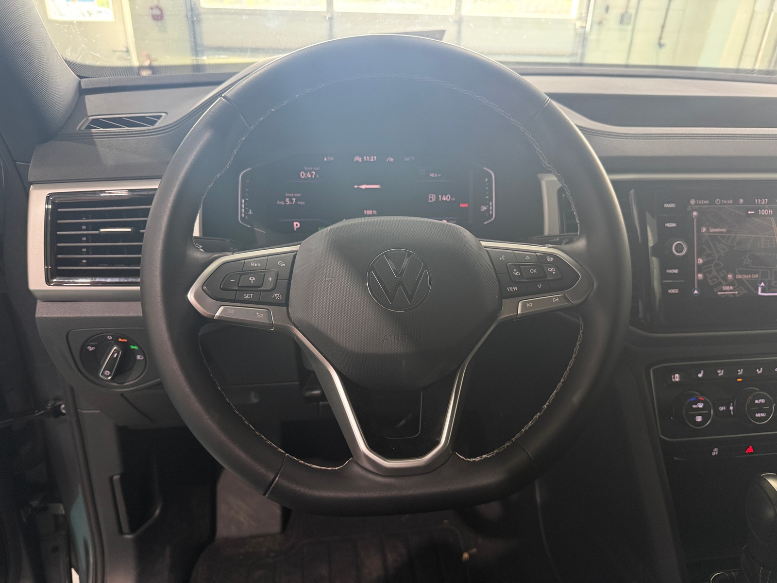 Thumbnail: 2023 Volkswagen Atlas - 5