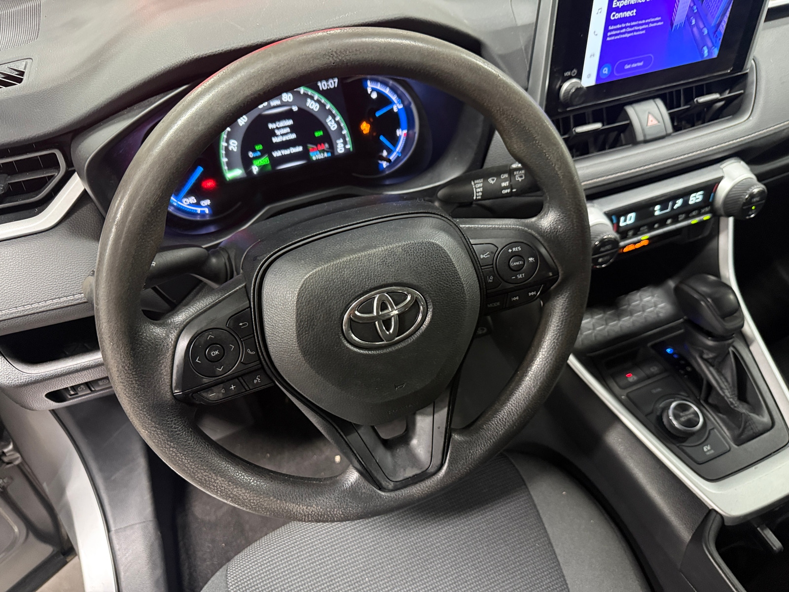 Thumbnail: 2023 Toyota RAV4 - 4