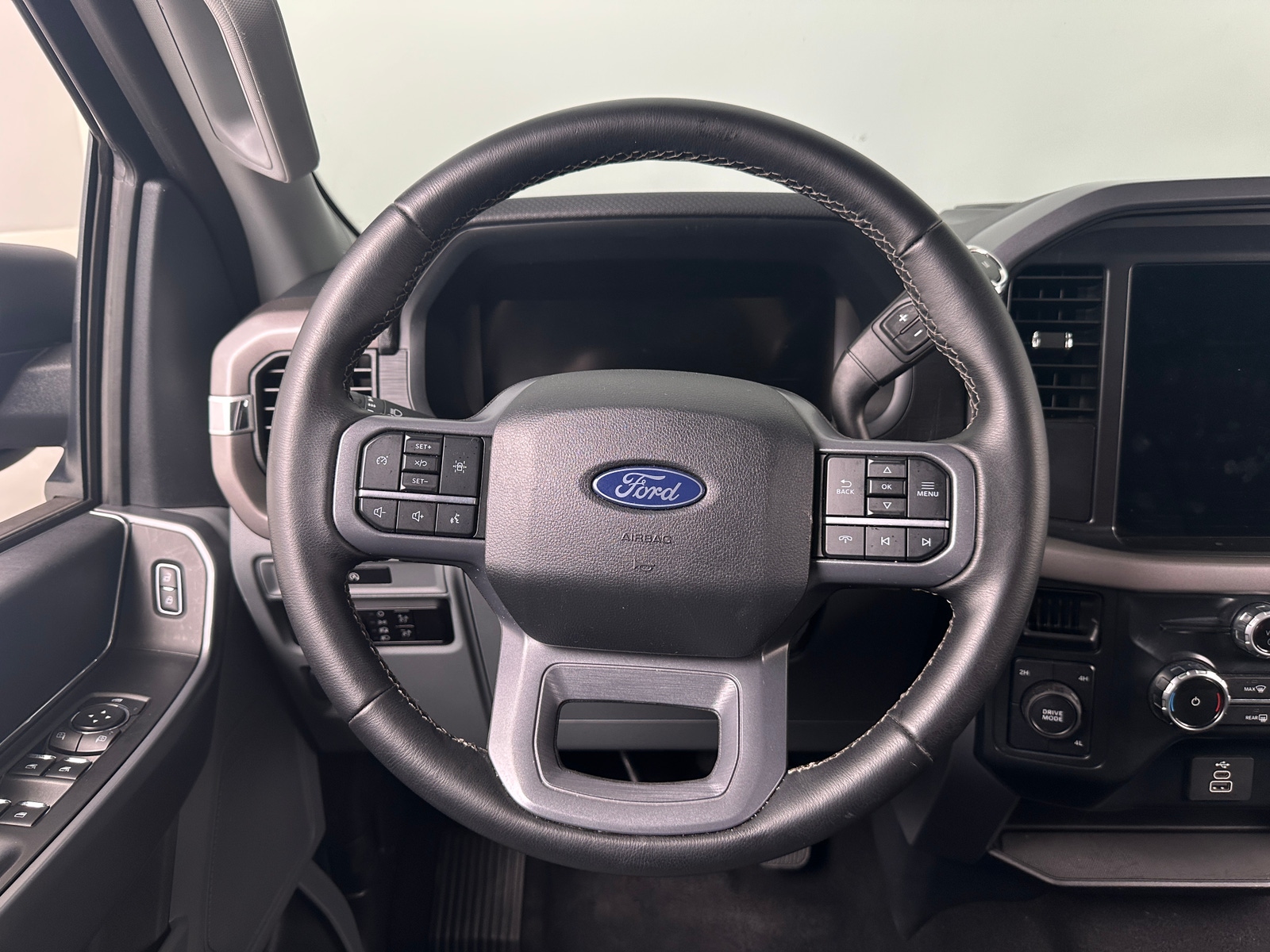 Thumbnail: 2025 Ford Econoline - 5
