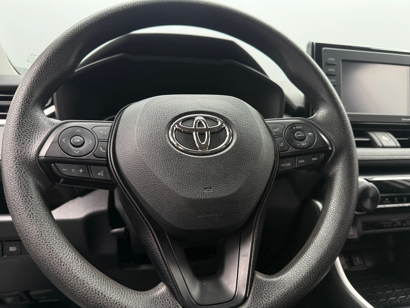 Thumbnail: 2022 Toyota RAV4 - 5