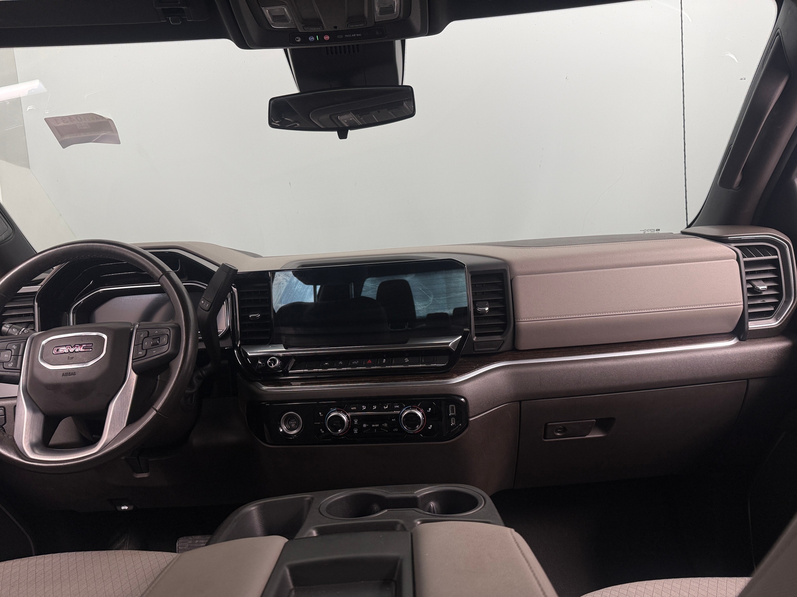Thumbnail: 2022 GMC Sierra 1500 - 3