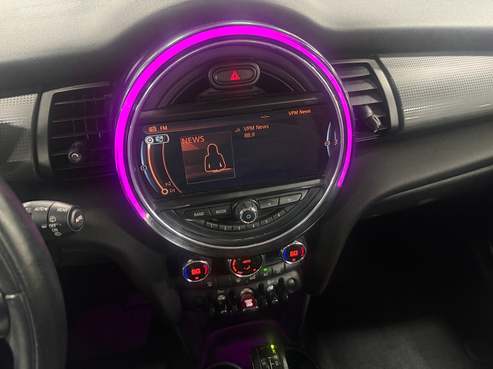 Thumbnail: 2015 MINI Cooper Hardtop - 3