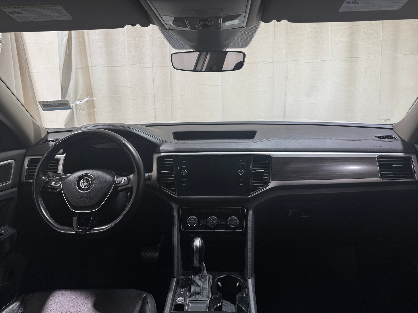 Thumbnail: 2019 Volkswagen Atlas - 2