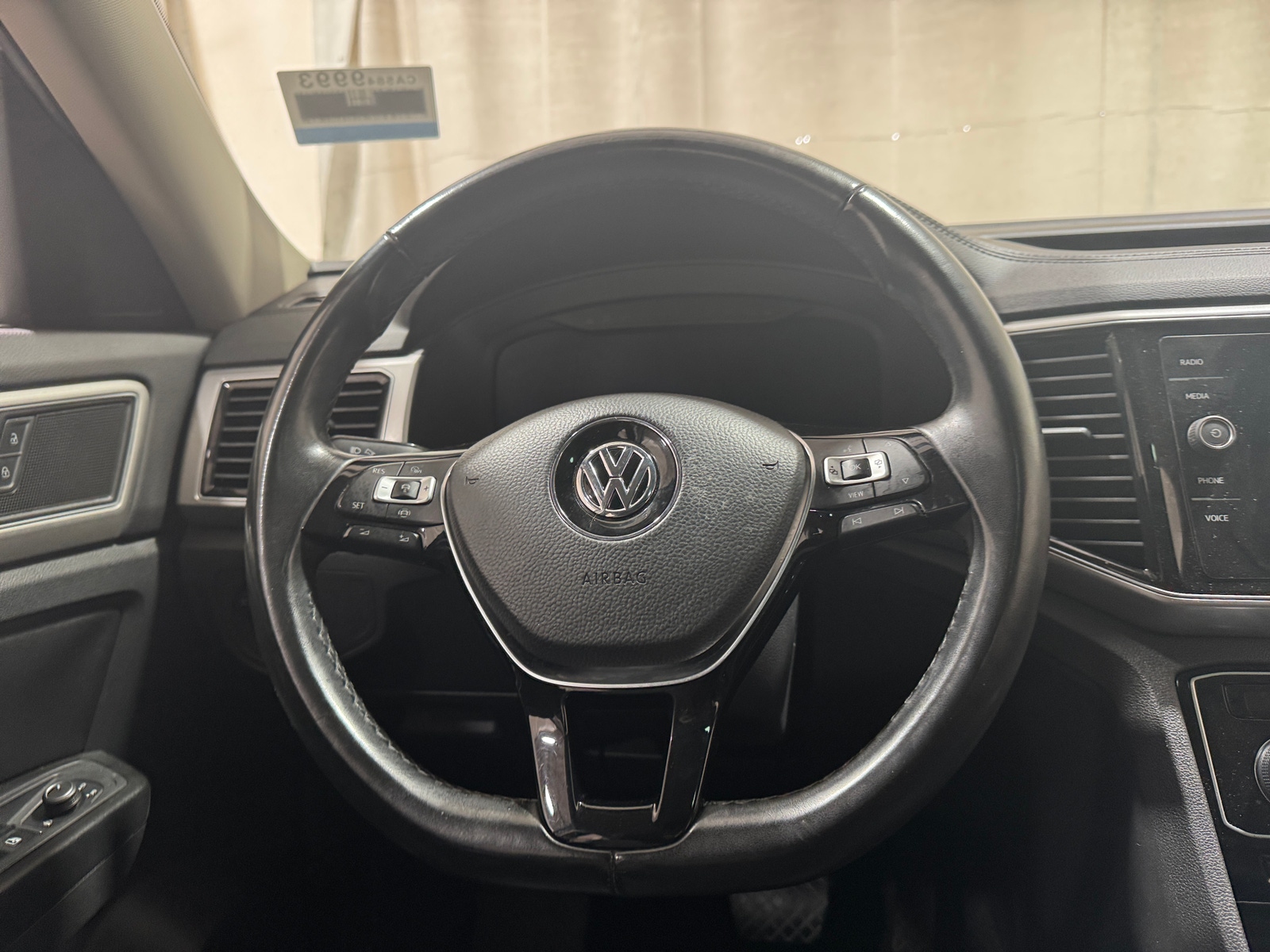 Thumbnail: 2019 Volkswagen Atlas - 4