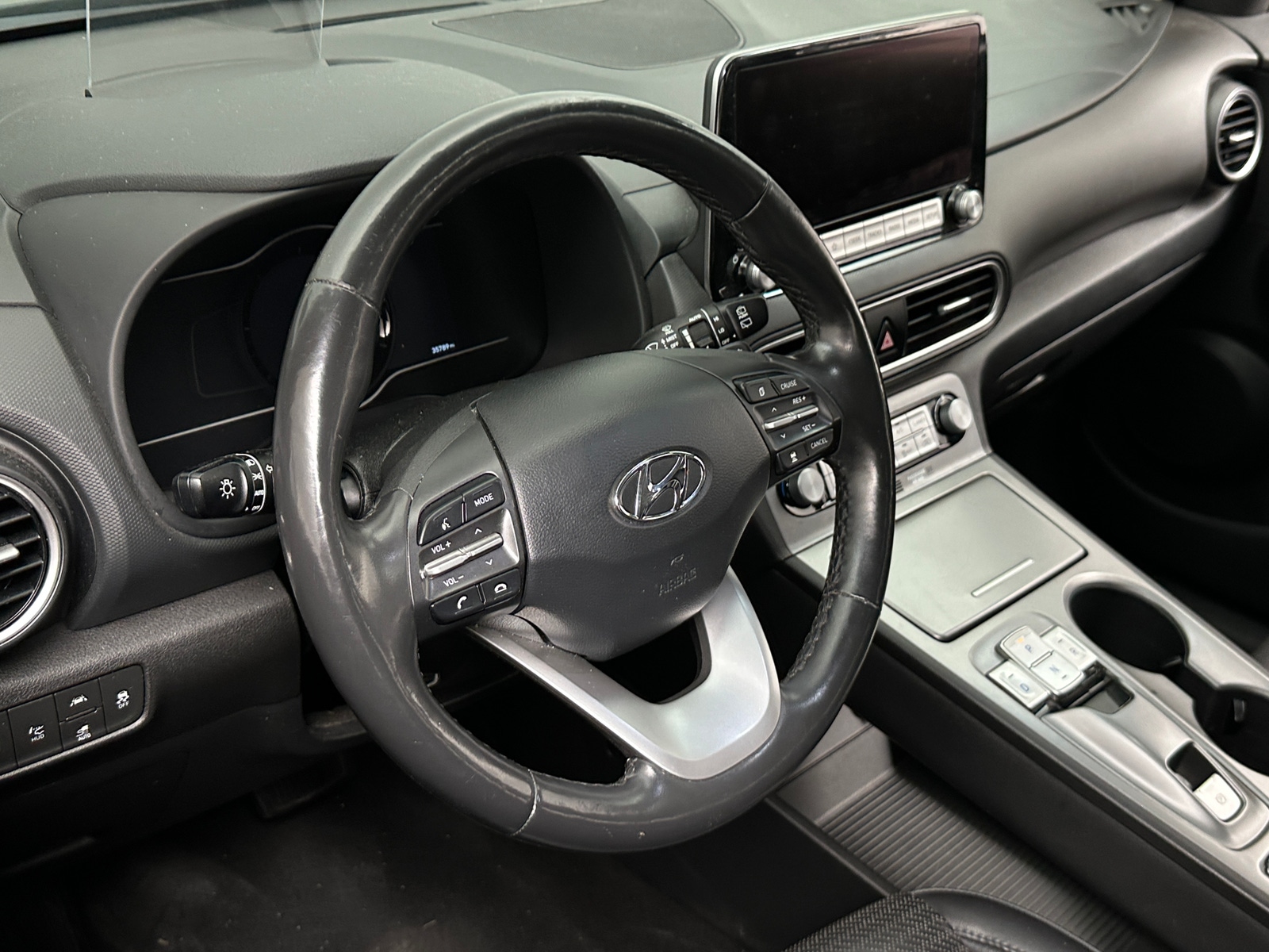 Thumbnail: 2021 Hyundai Kona - 4