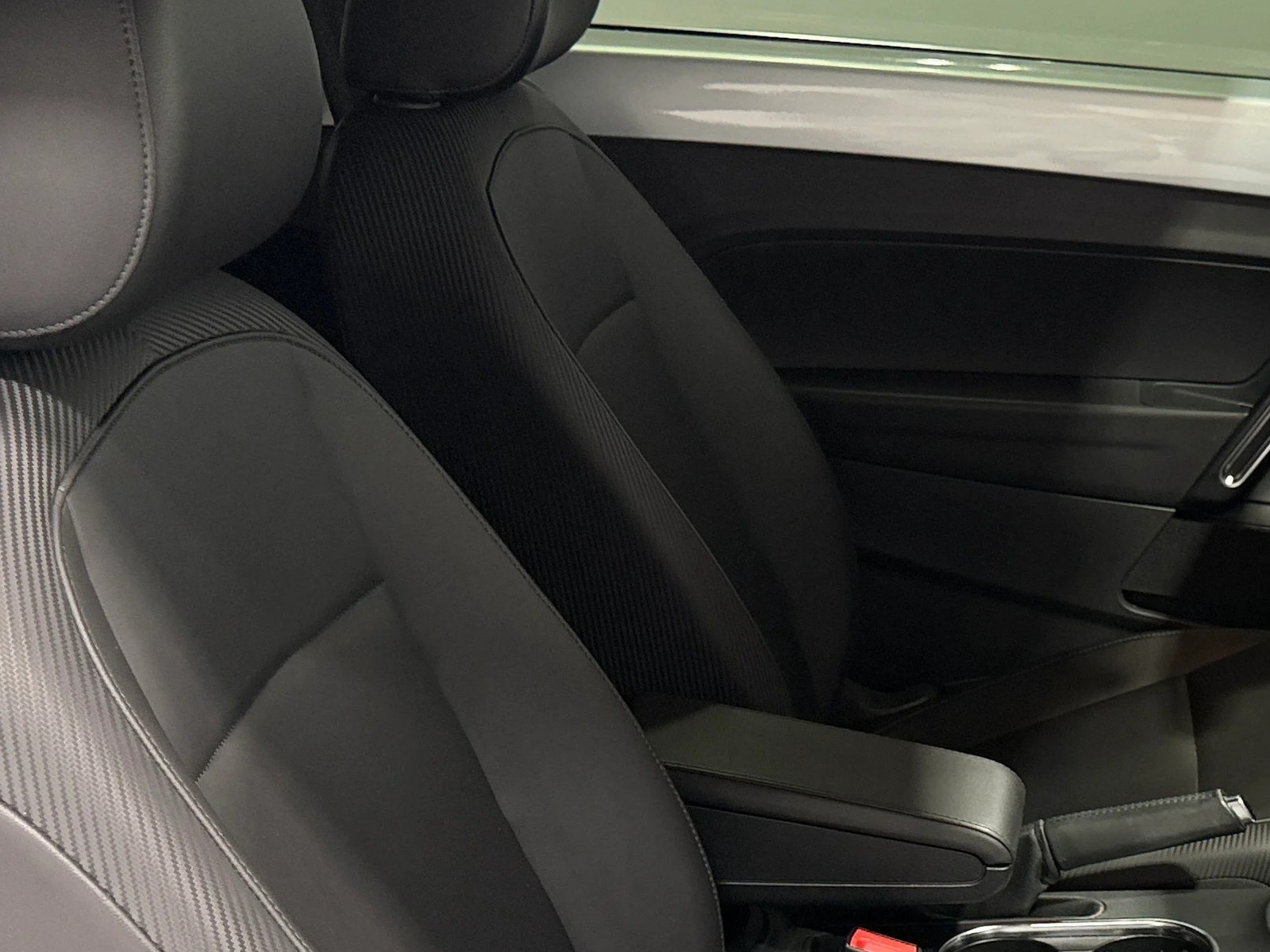 Thumbnail: 2014 Volkswagen Beetle - 2