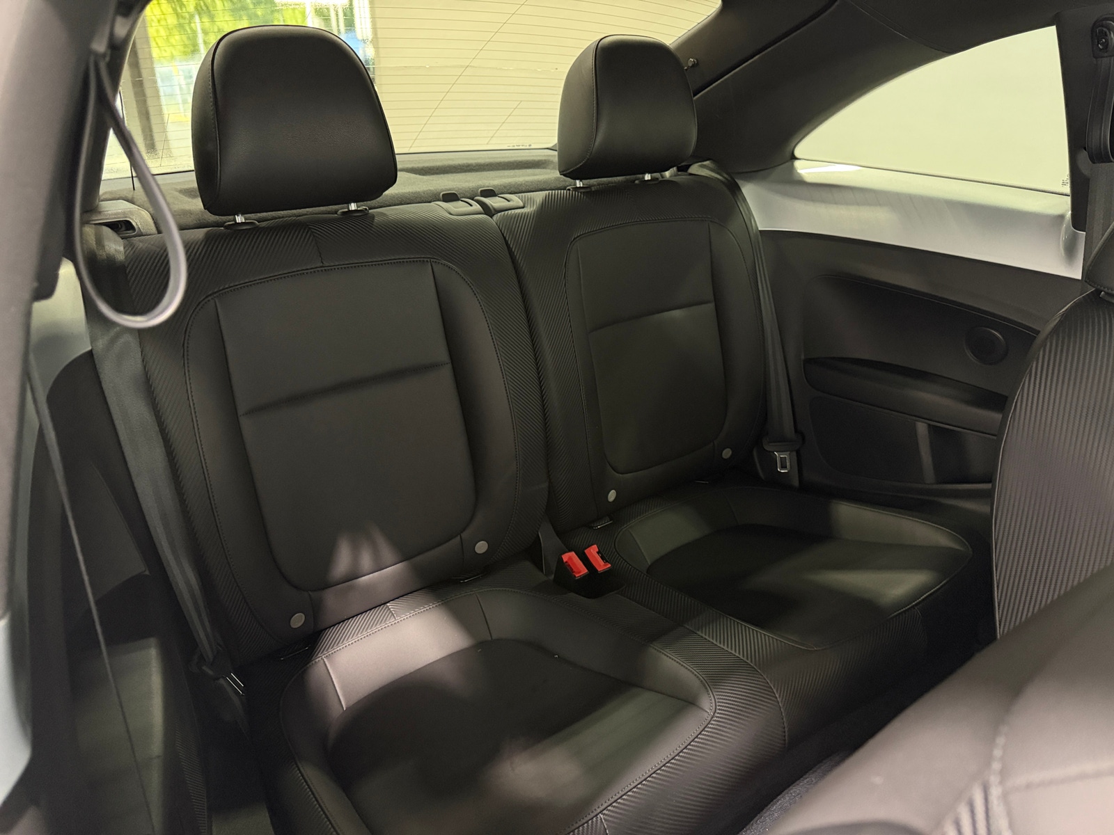 Thumbnail: 2014 Volkswagen Beetle - 6