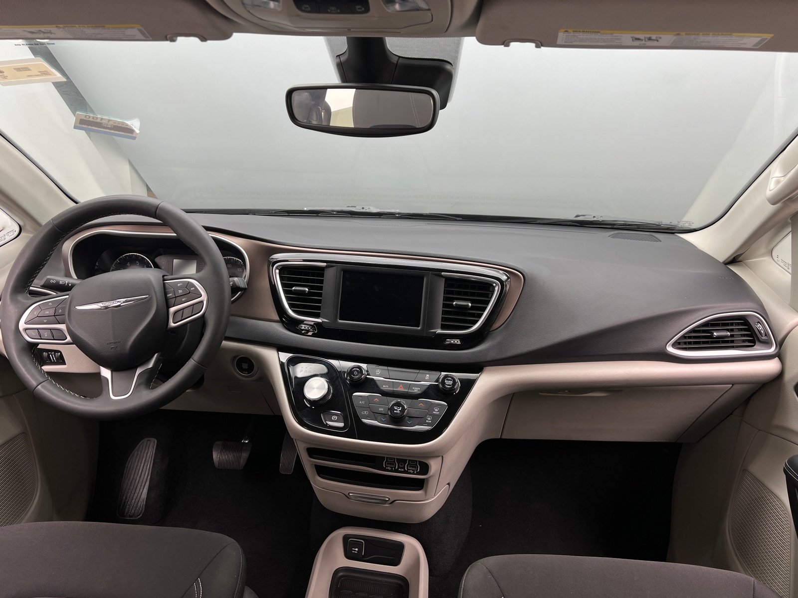 Thumbnail: 2024 Chrysler Voyager - 3