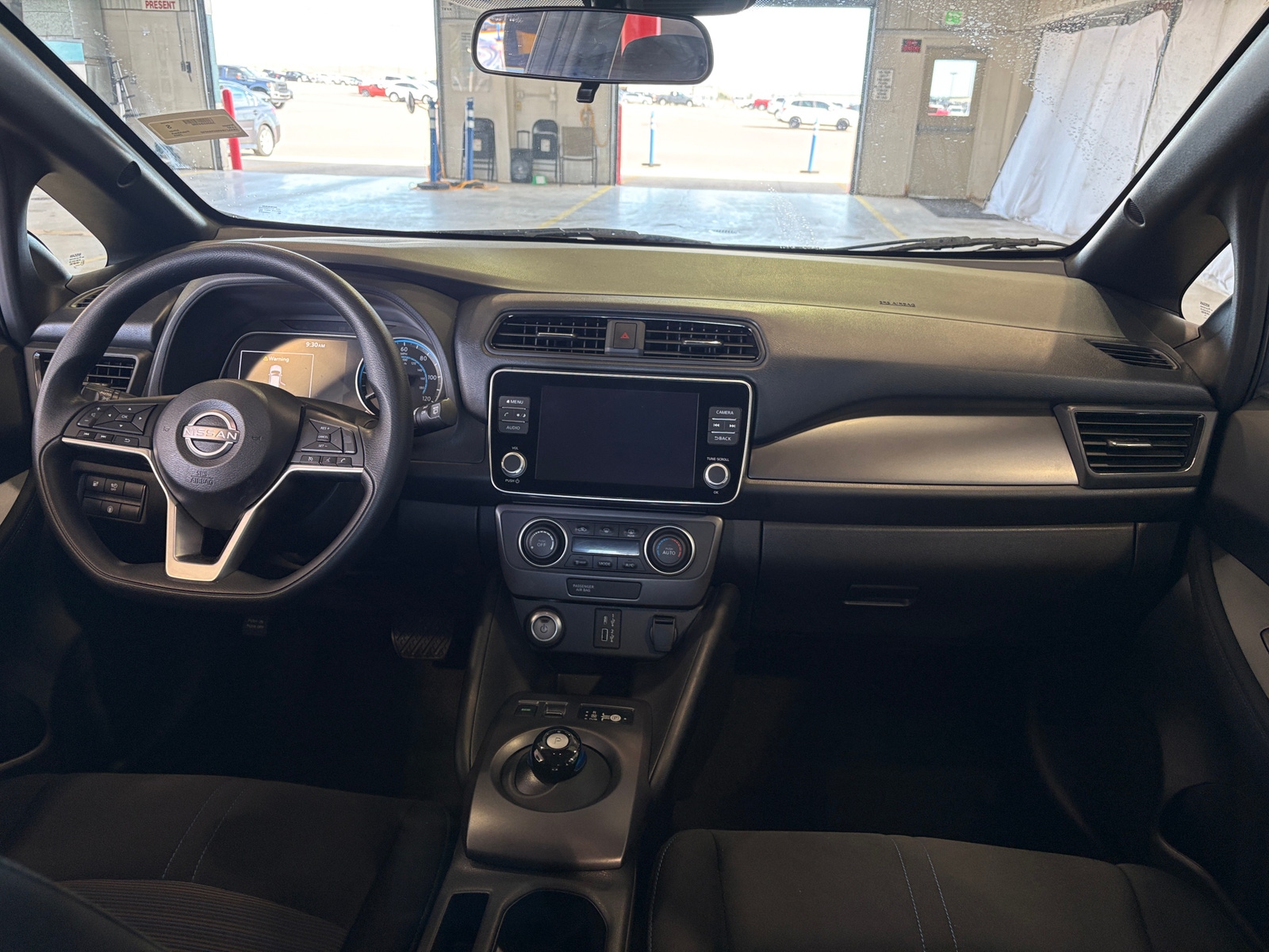 Thumbnail: 2025 Nissan Leaf - 3