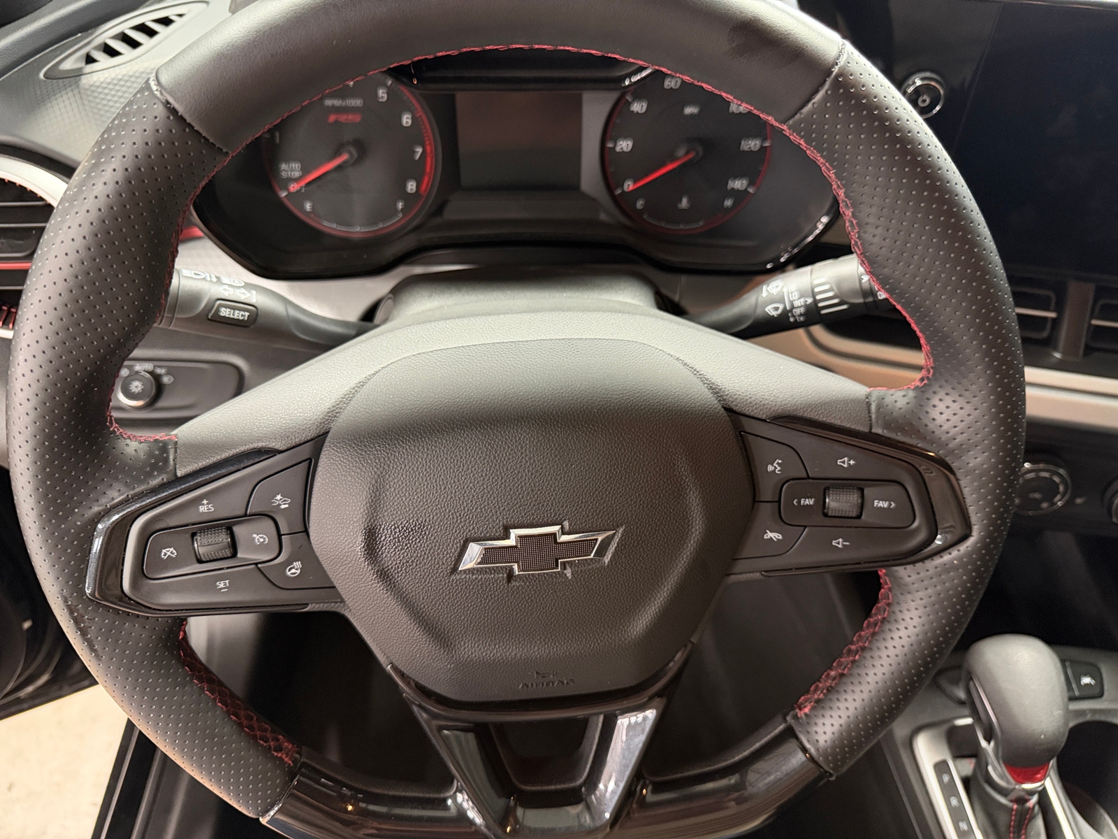 Thumbnail: 2025 Chevrolet Trax - 5