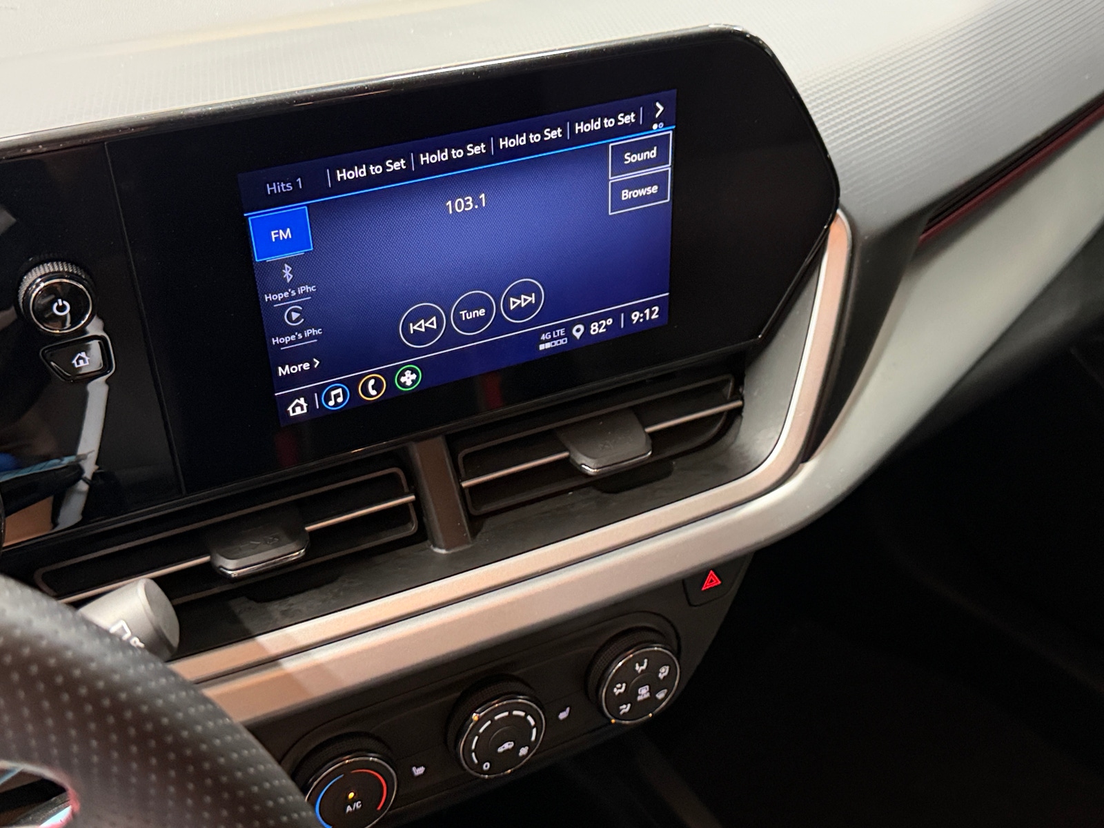 Thumbnail: 2025 Chevrolet Trax - 4