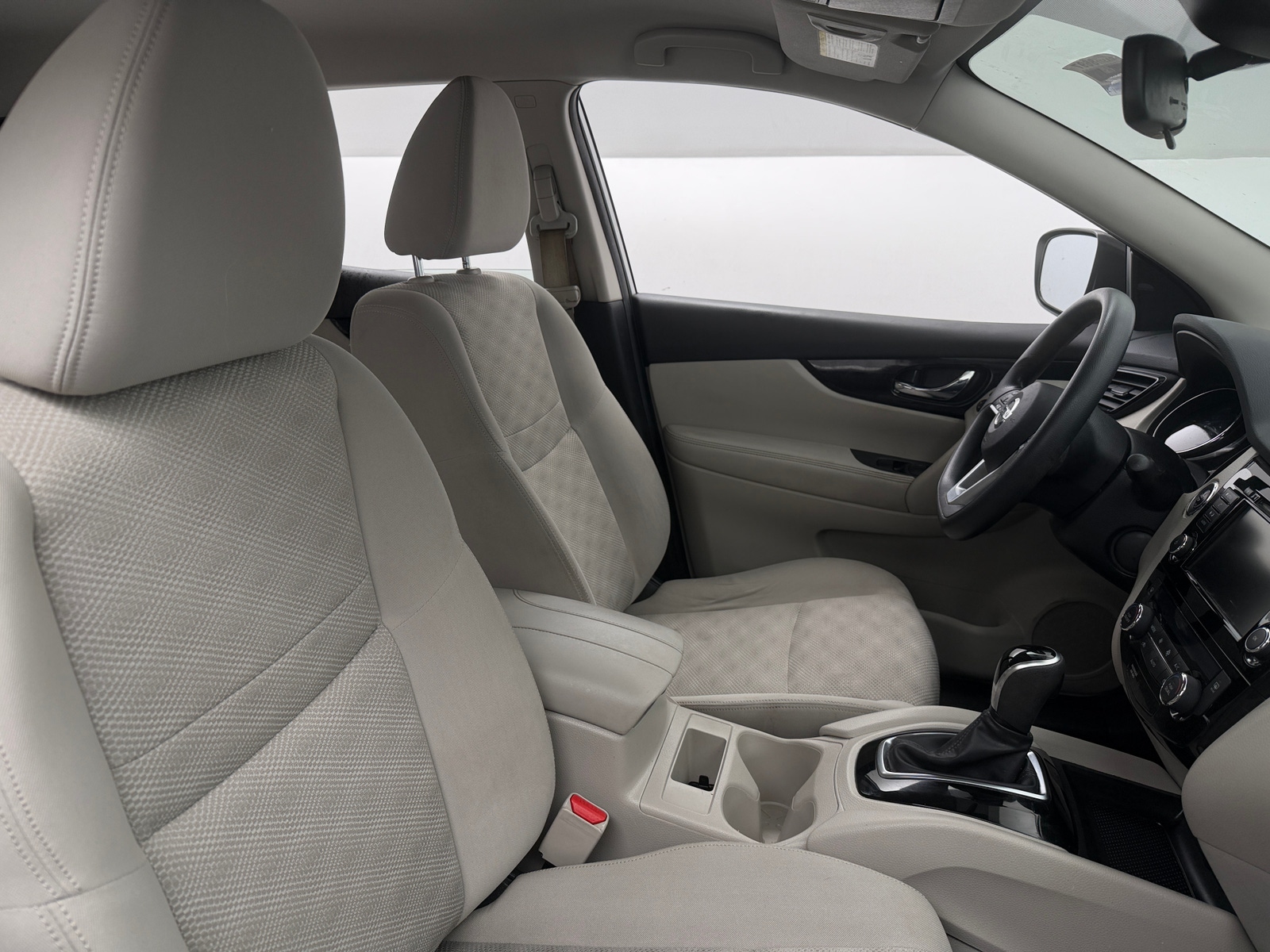 Thumbnail: 2020 Nissan Rogue Sport - 2
