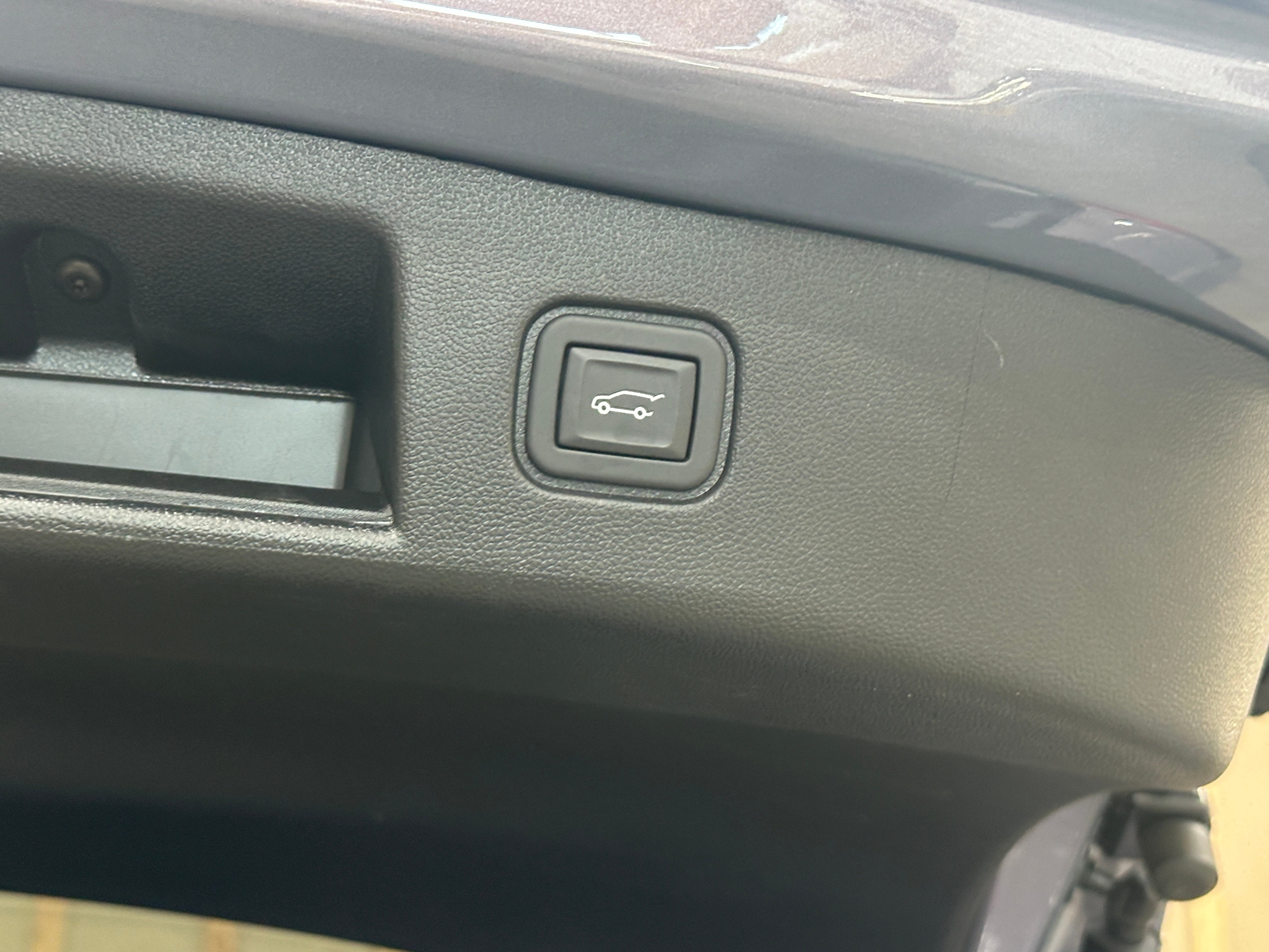 Used 2024 Chevrolet Blazer EV LT with VIN 3GNKDBRJXRS249388 for sale in Auburn, WA