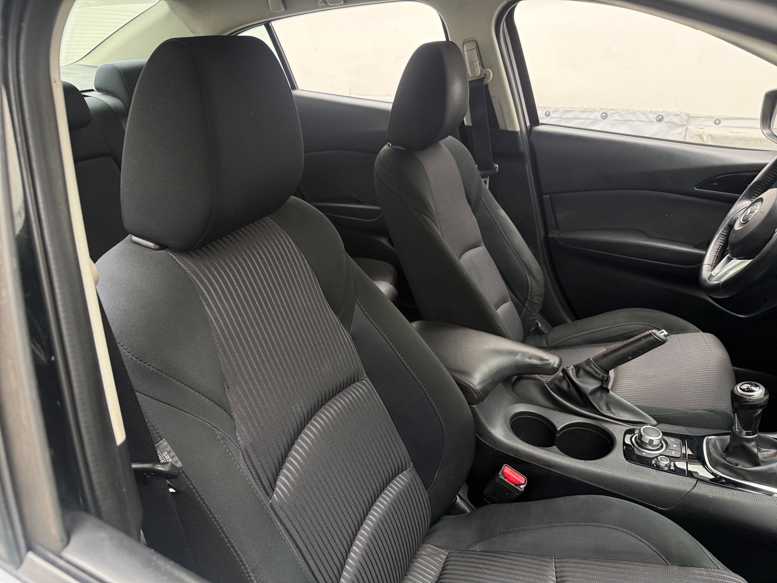 Thumbnail: 2015 Mazda Mazda3 - 2