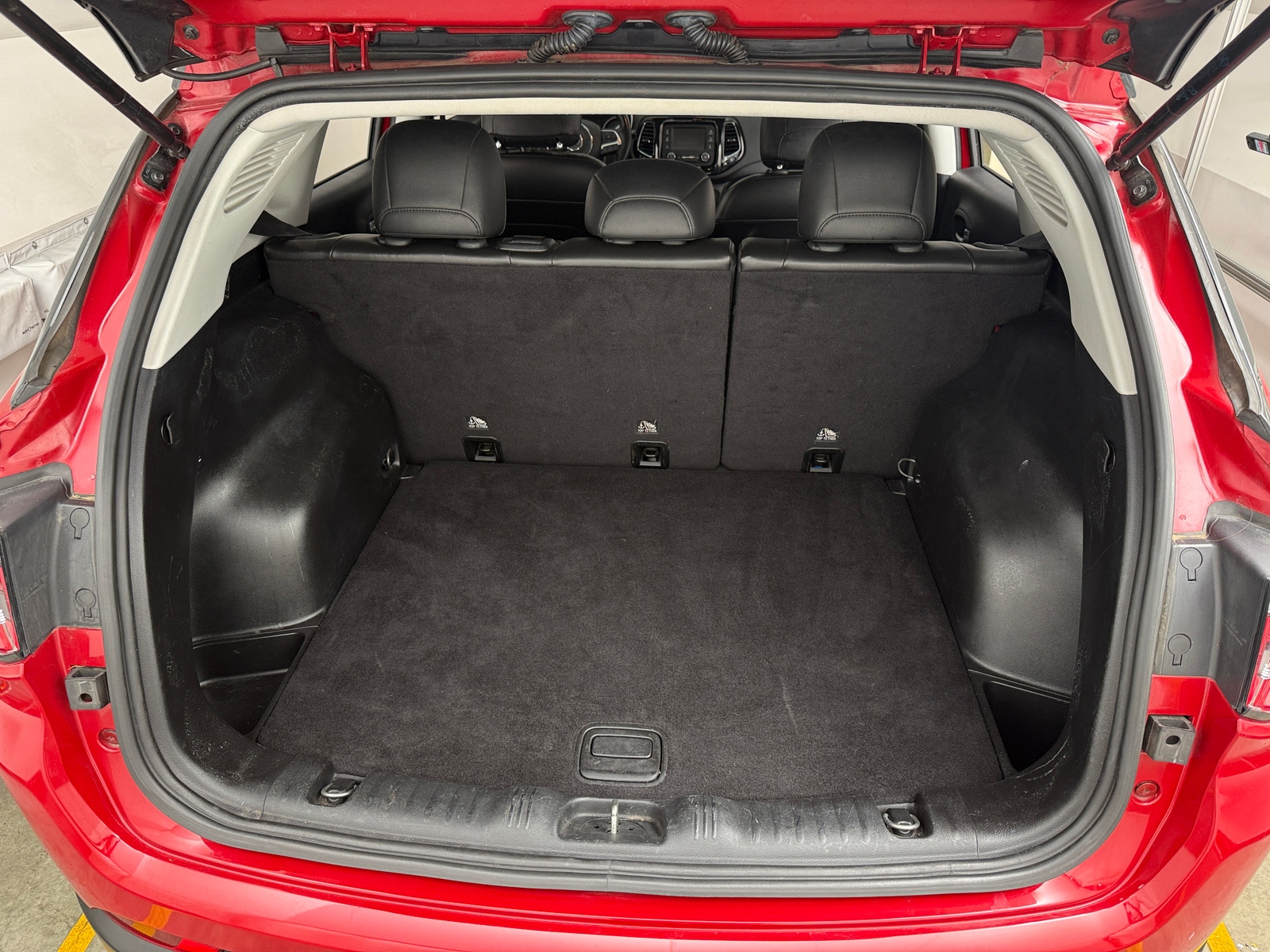 Thumbnail: 2018 Jeep Compass - 7
