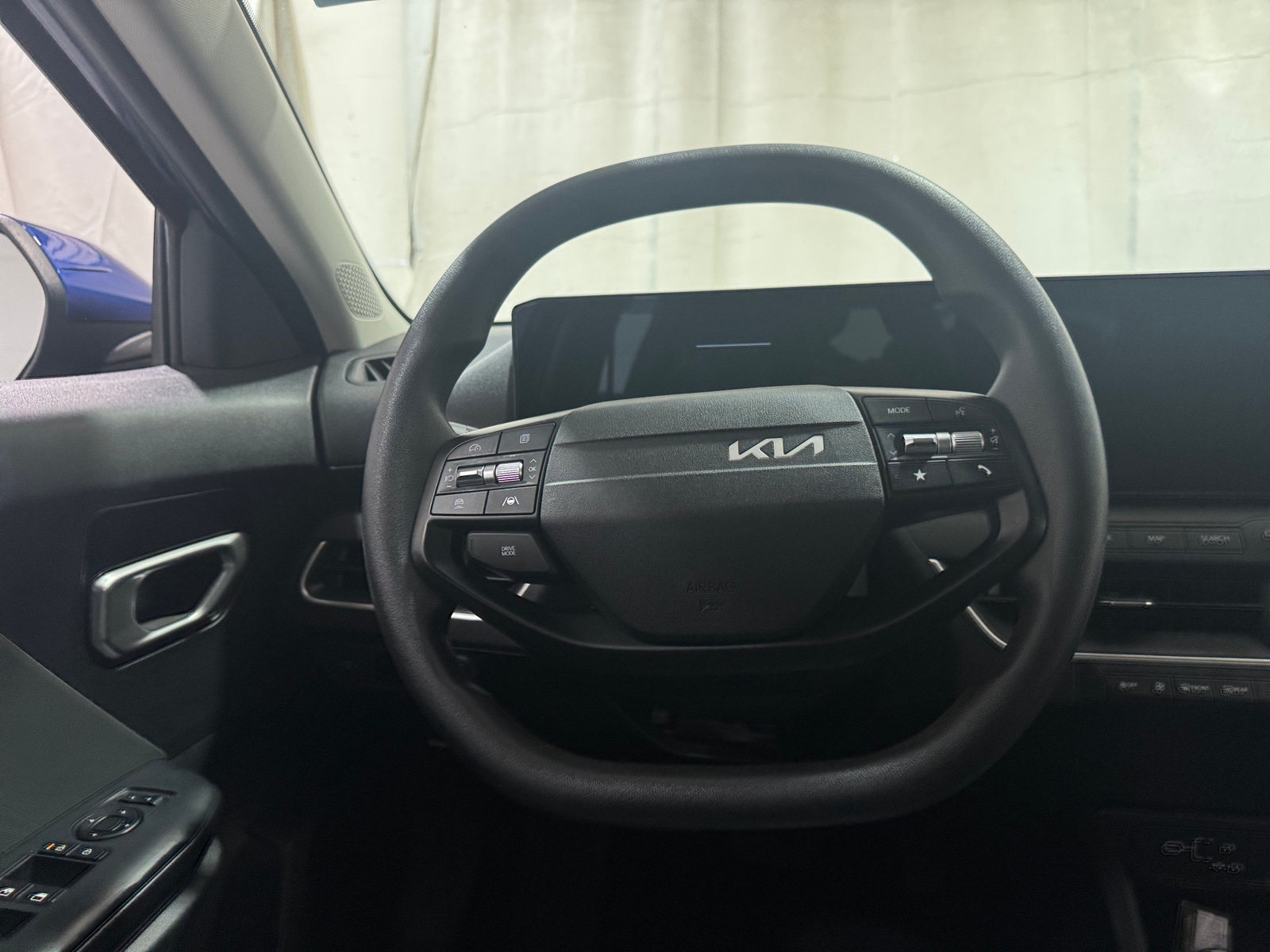 Thumbnail: 2025 Kia K4 - 5