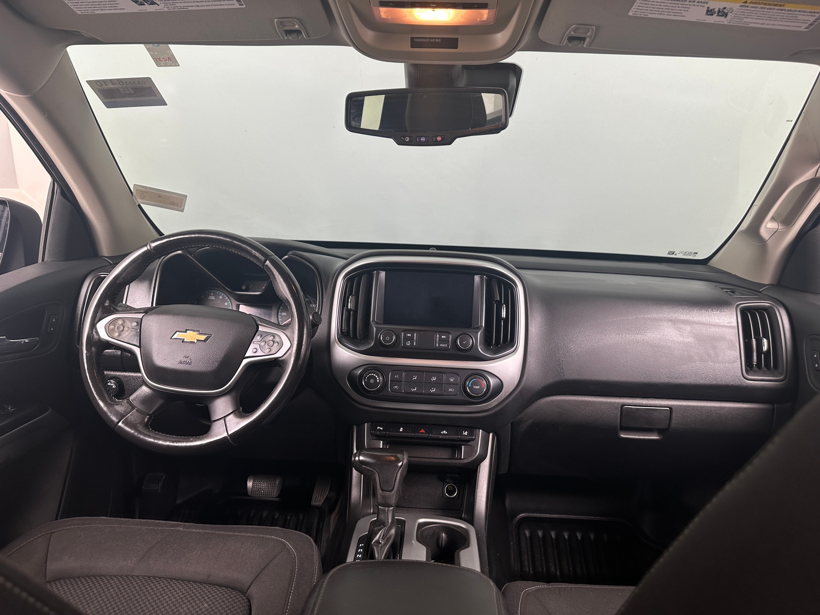 Thumbnail: 2021 Chevrolet Colorado - 3
