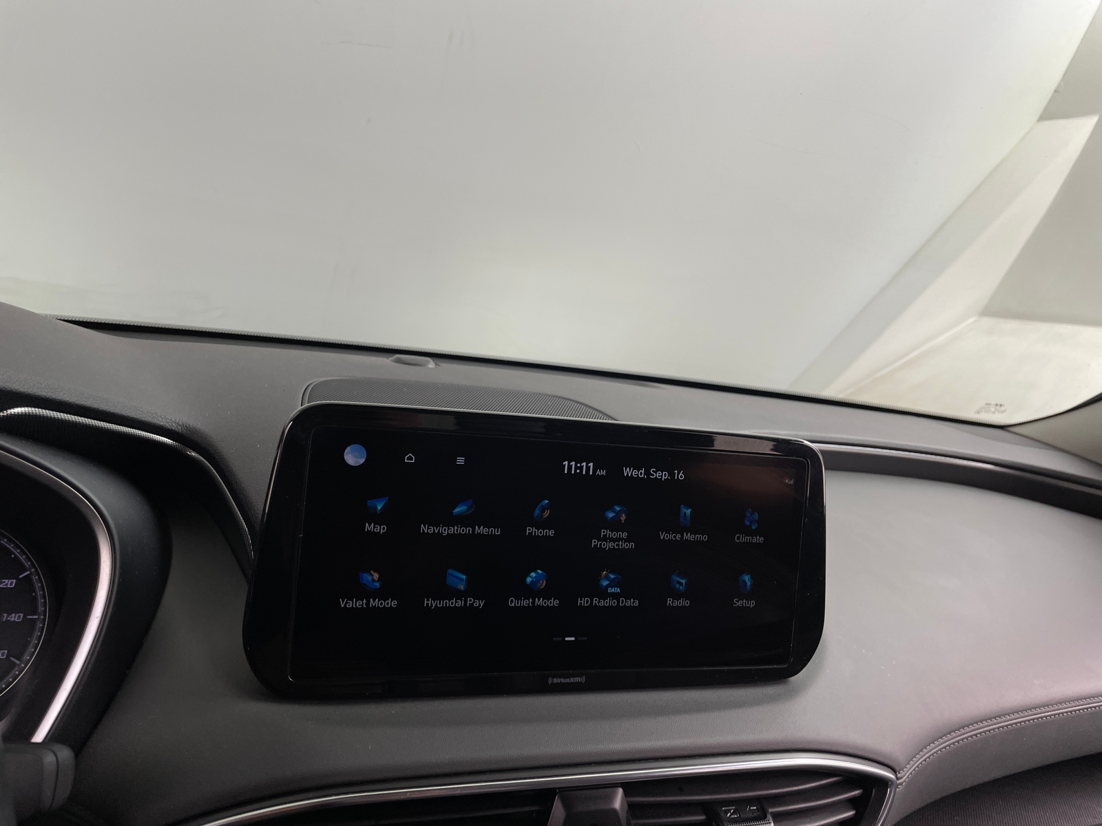 Thumbnail: 2023 Hyundai Santa Fe - 4