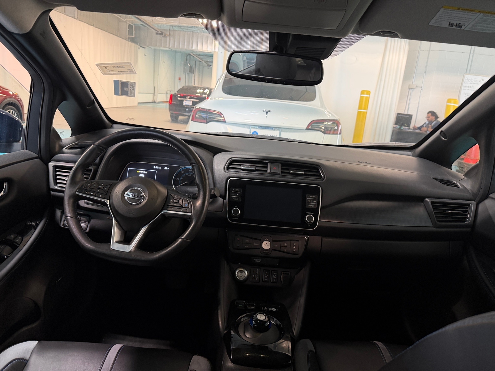 Thumbnail: 2022 Nissan Leaf - 2