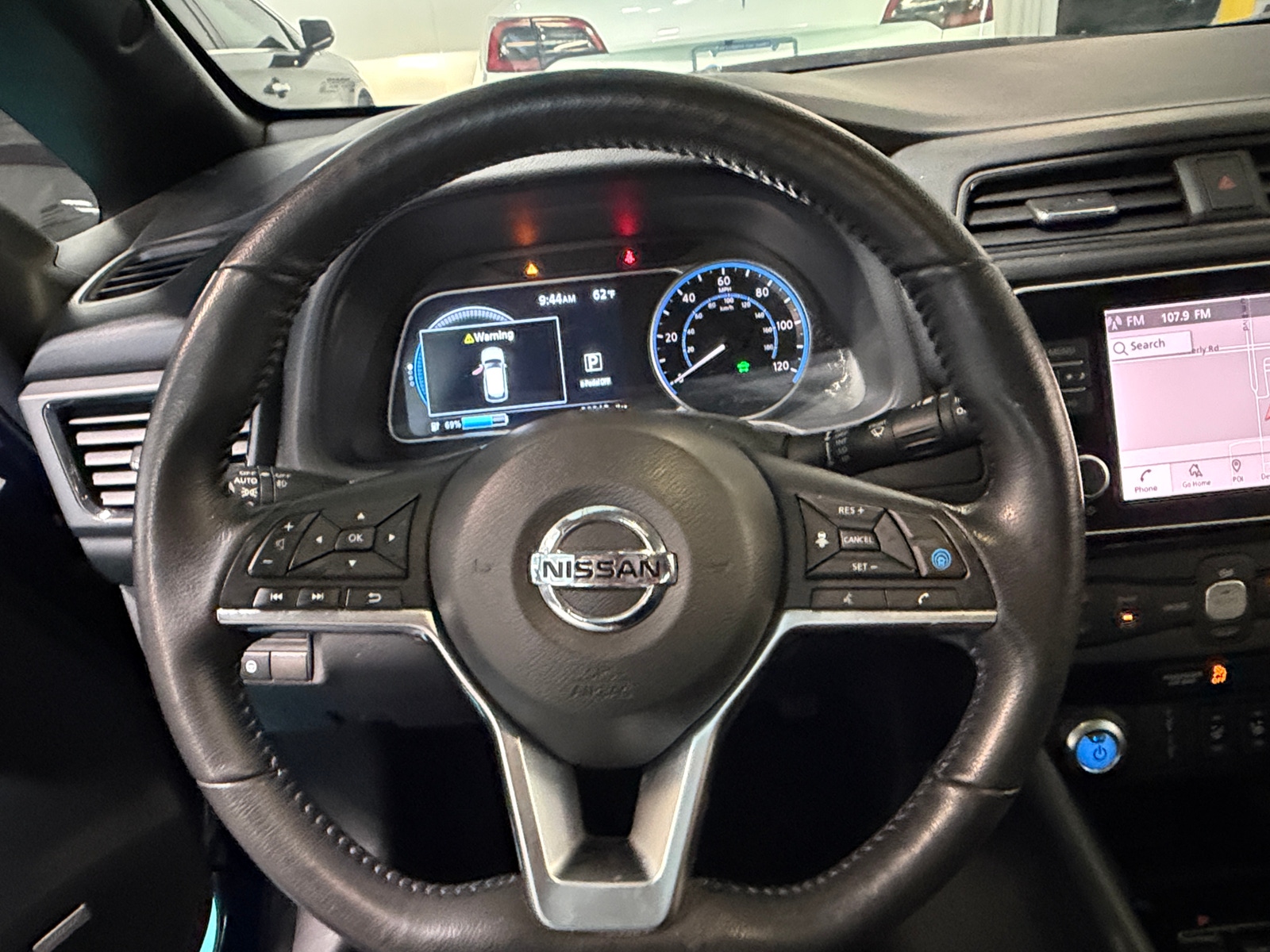 Thumbnail: 2022 Nissan Leaf - 4