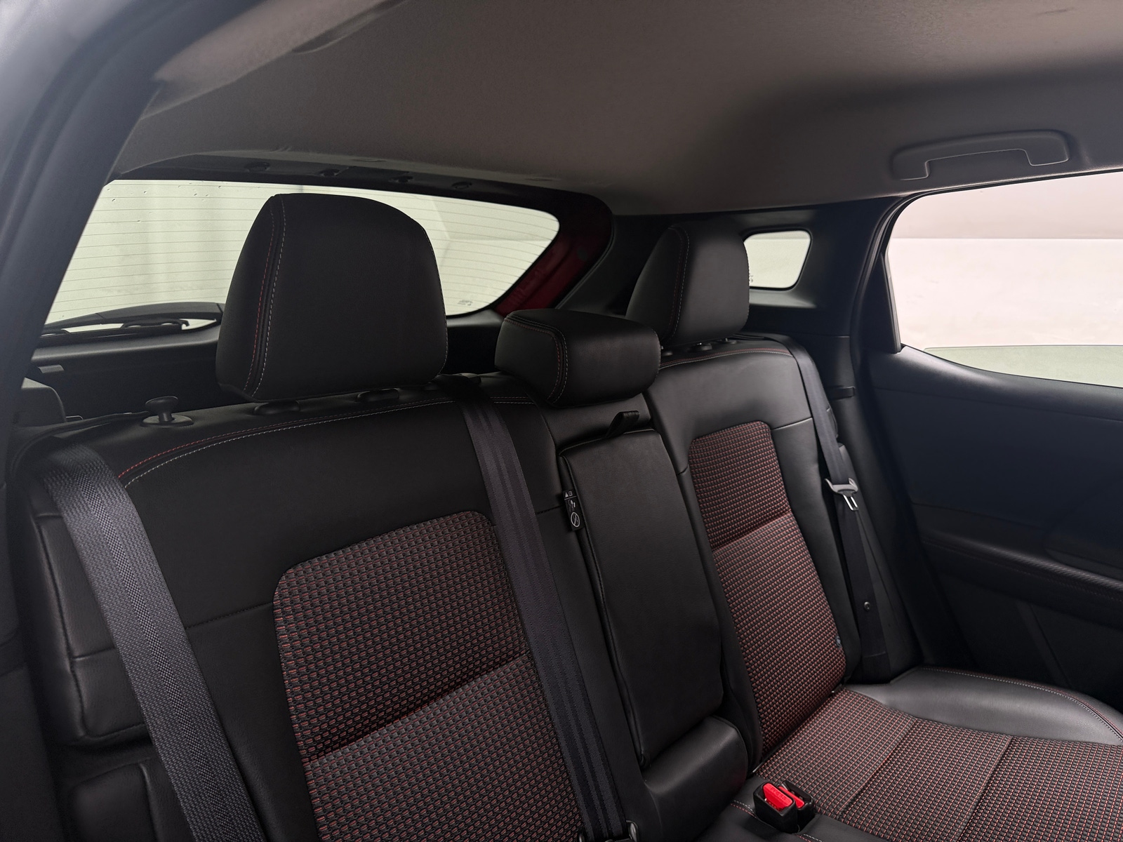 Thumbnail: 2025 Nissan Kicks - 5