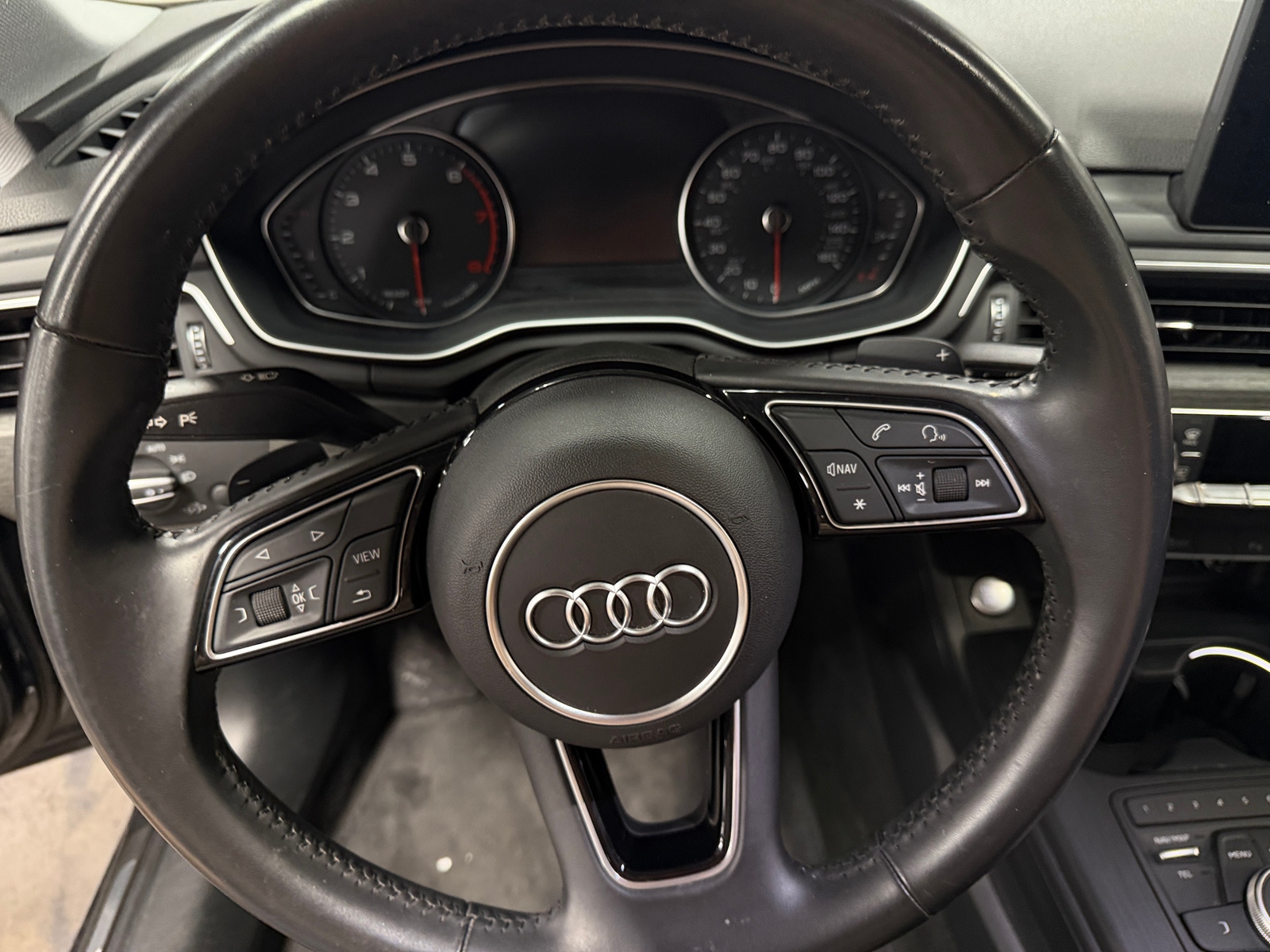 Thumbnail: 2019 Audi A4 - 4