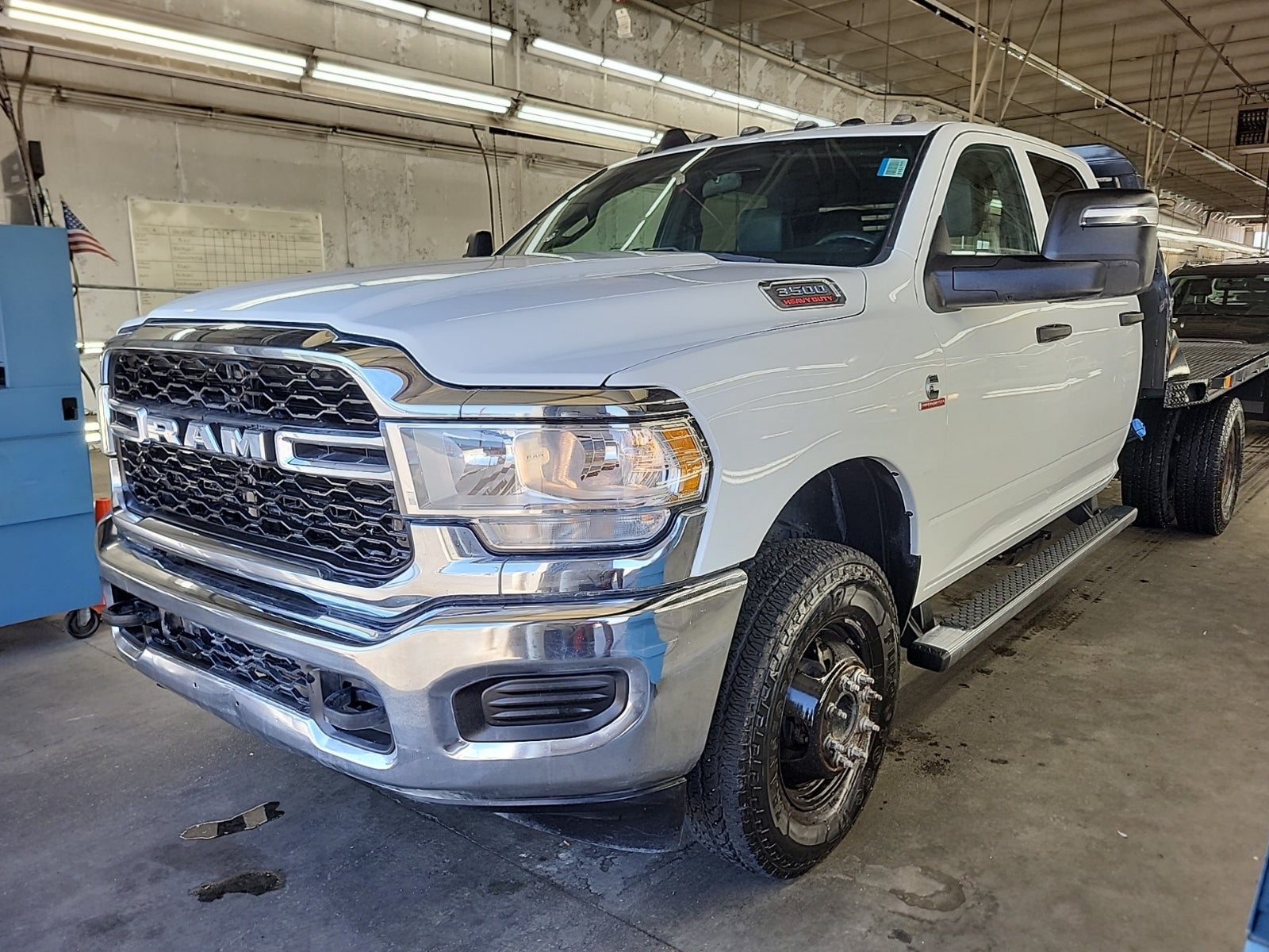 2024 Ram 3500 Chassis Tradesman 4WD Crew Cab 60" Ca 172.4" WB