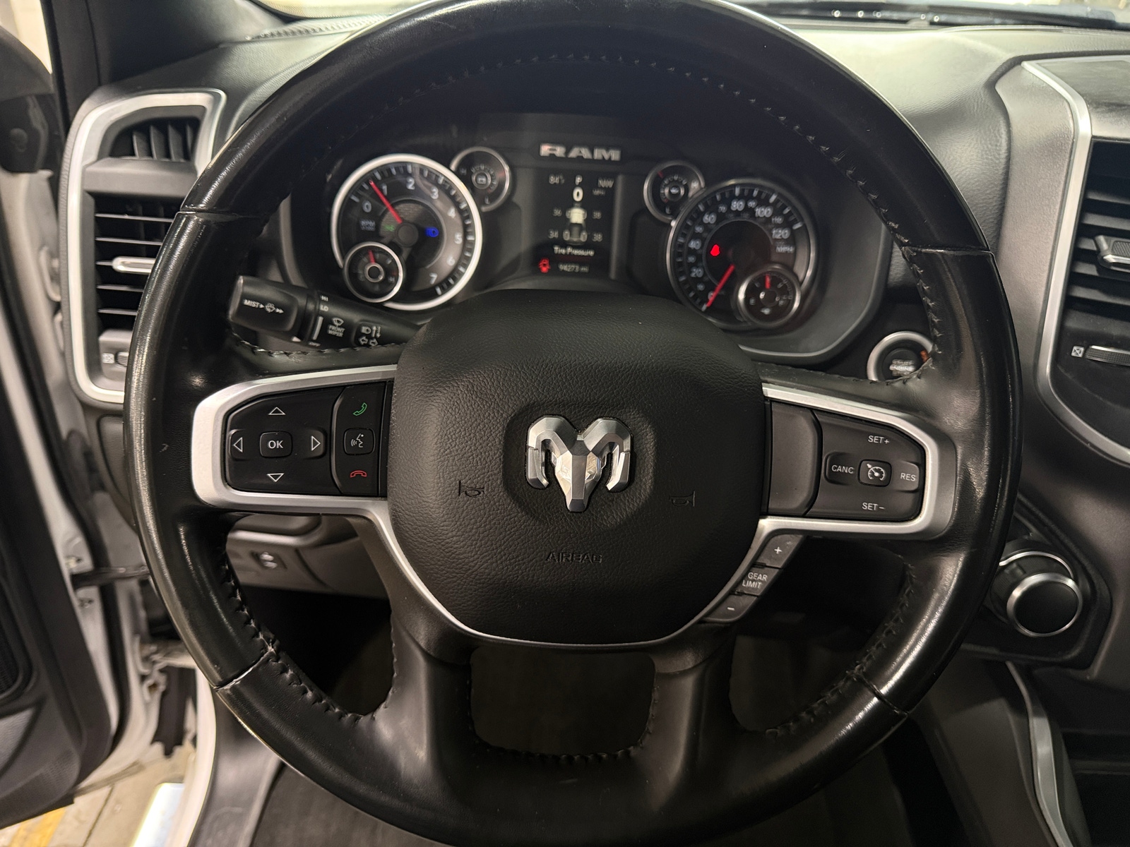 Thumbnail: 2022 RAM 1500 - 5