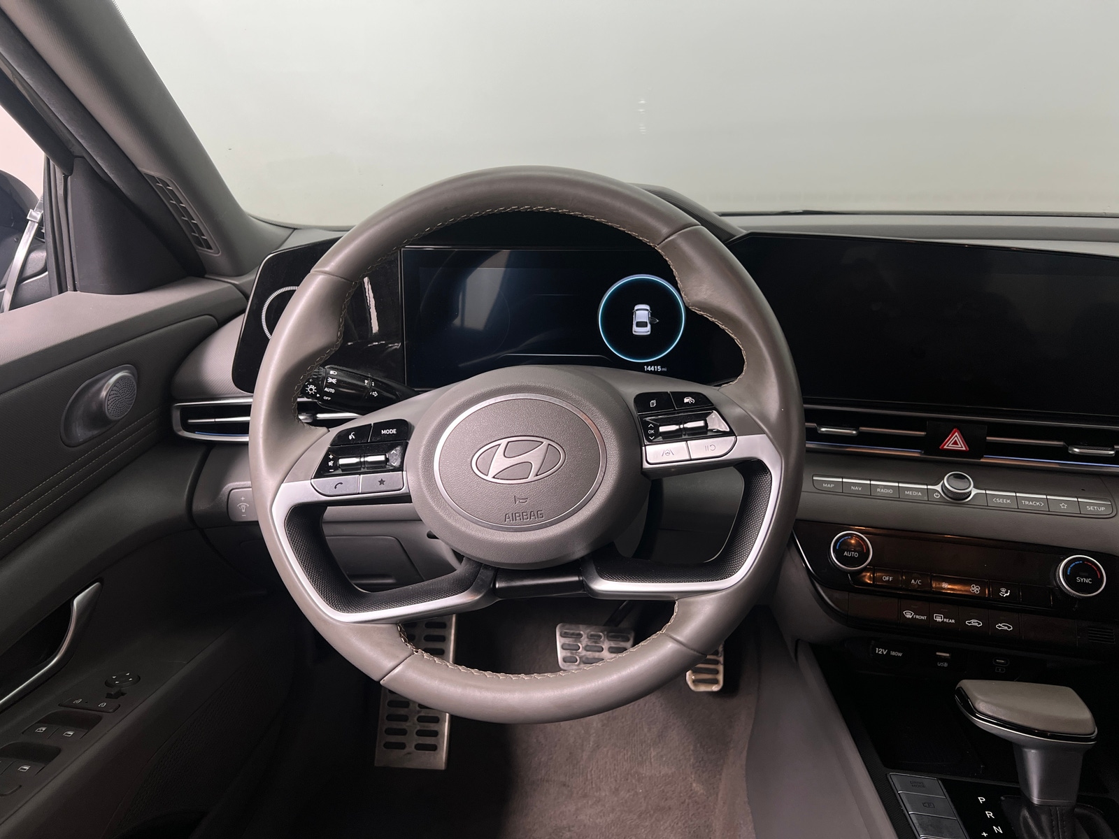 Thumbnail: 2025 Hyundai Elantra - 5
