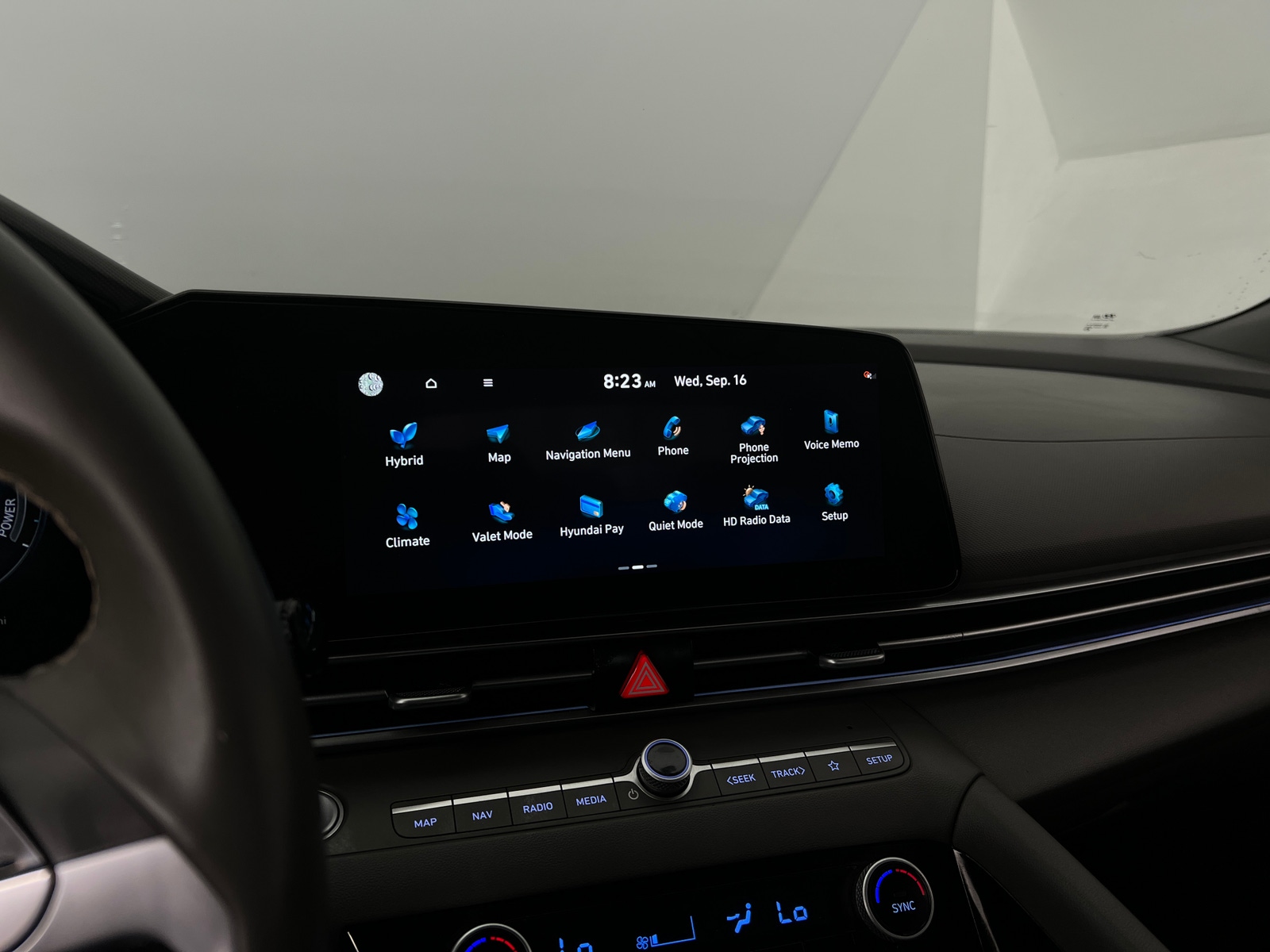 Thumbnail: 2025 Hyundai Elantra - 4