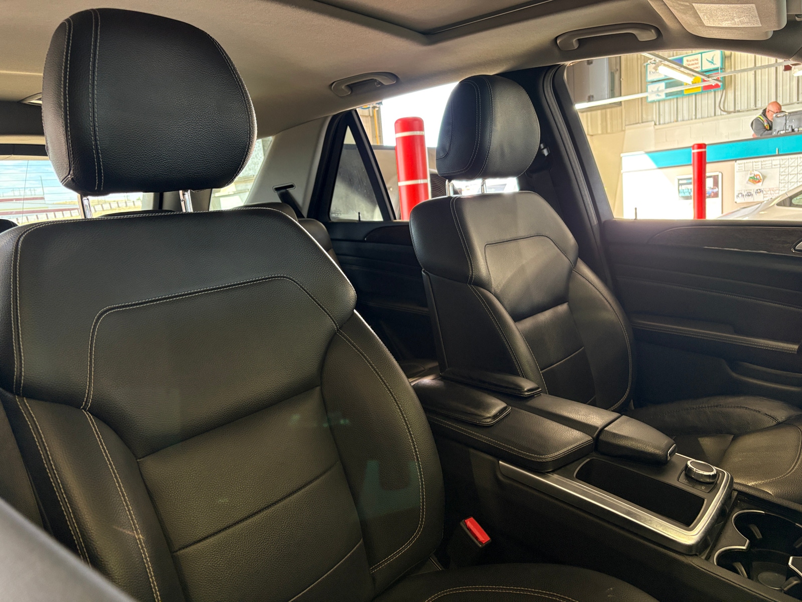 Thumbnail: 2012 Mercedes-Benz M-Class - 2