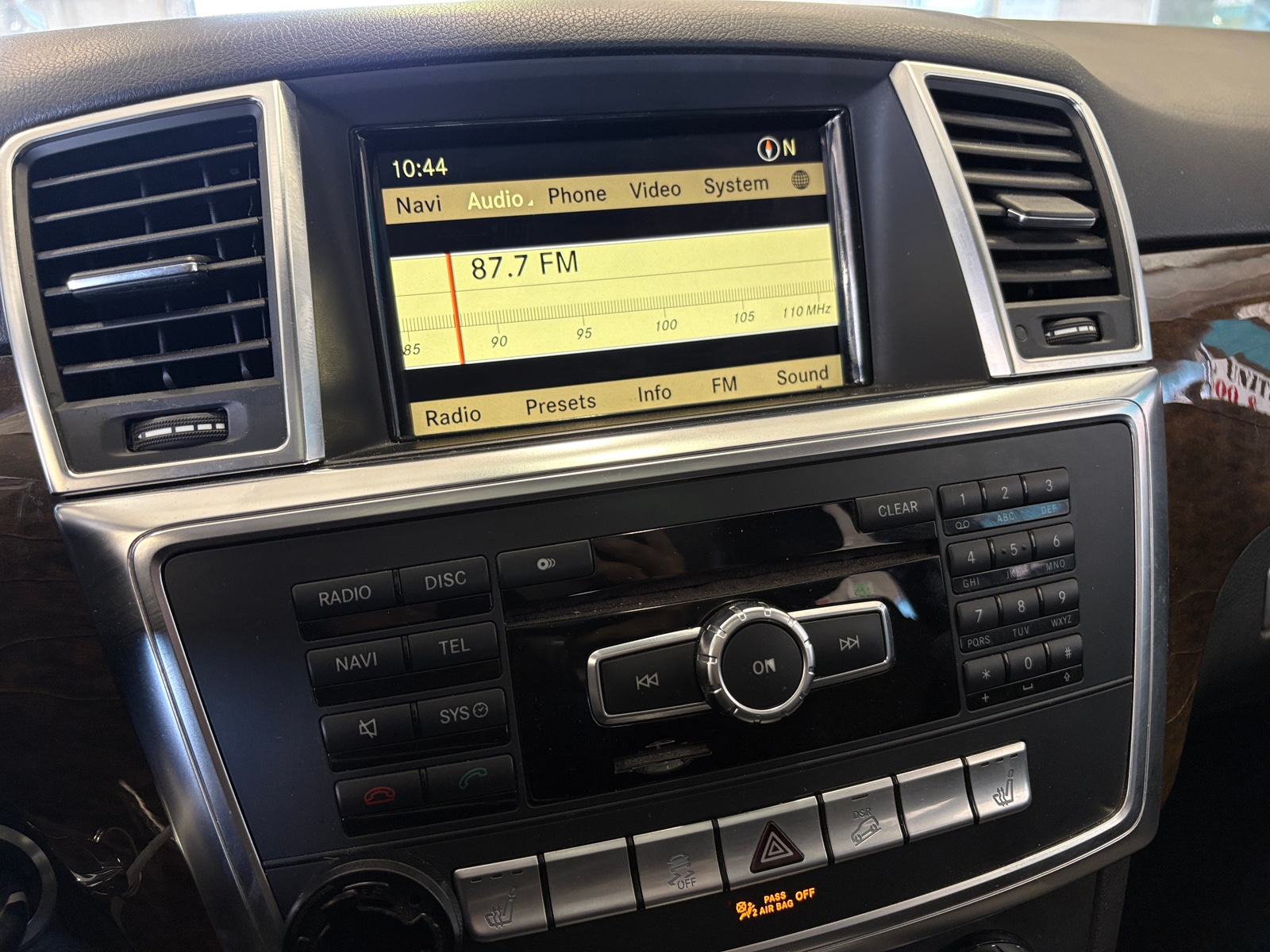 Thumbnail: 2012 Mercedes-Benz M-Class - 4