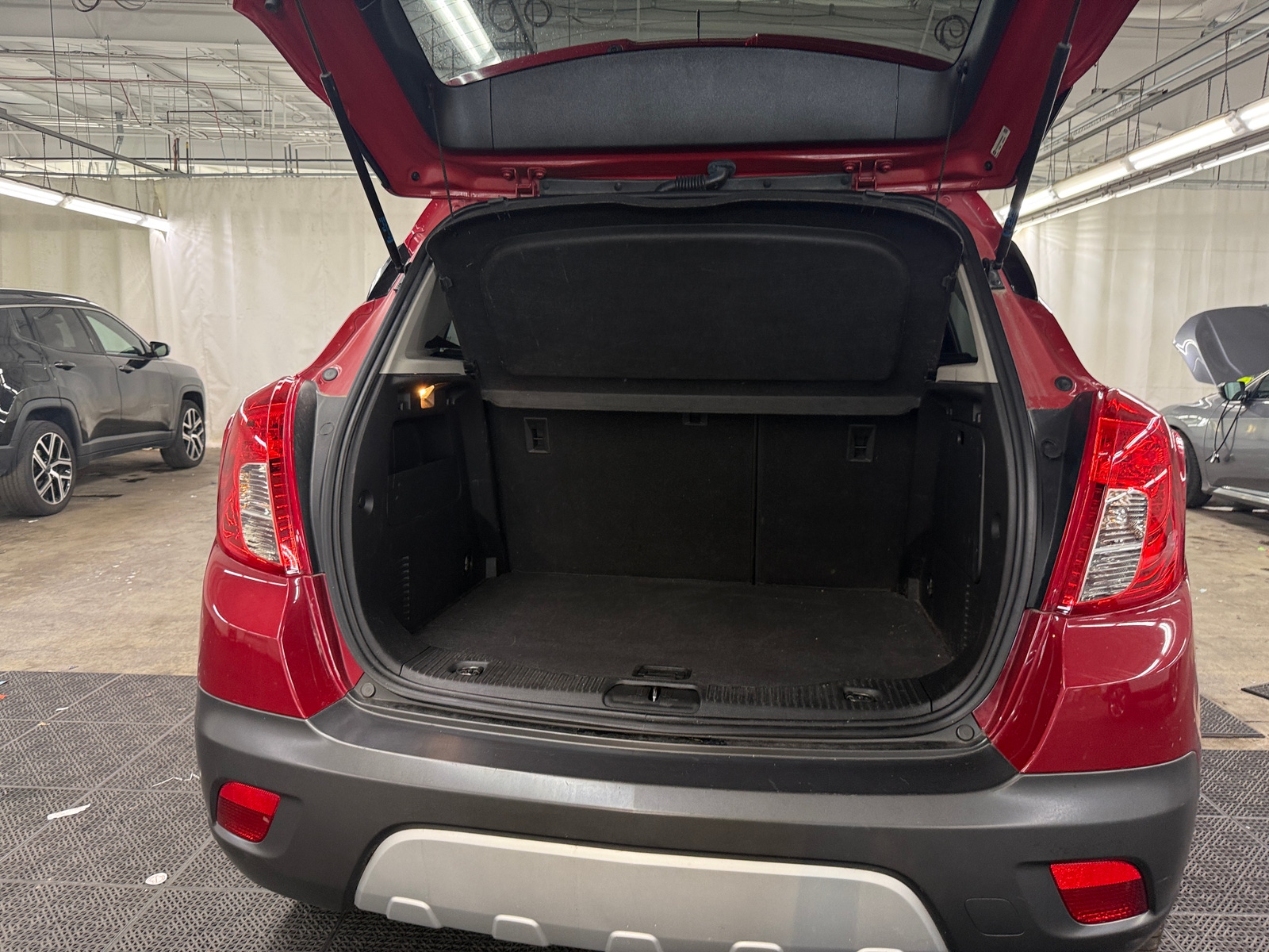 Thumbnail: 2014 Buick Encore - 6