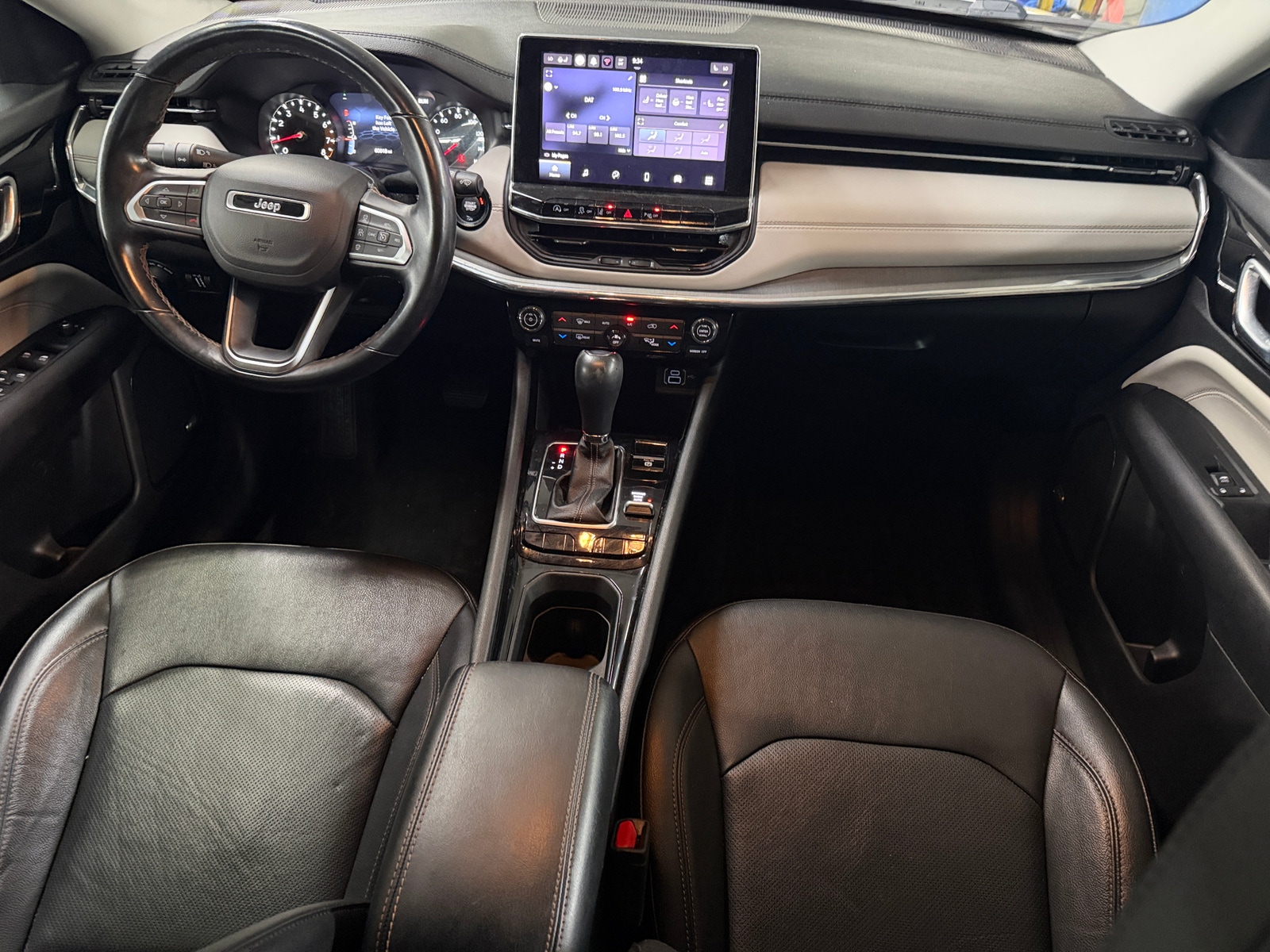Thumbnail: 2022 Jeep Compass - 2