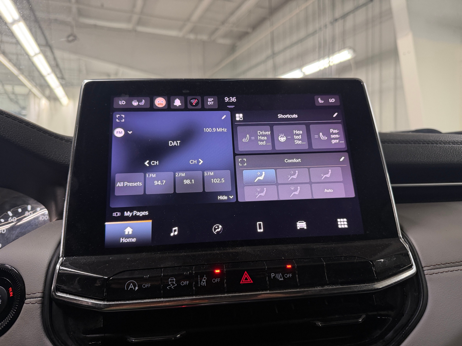 Thumbnail: 2022 Jeep Compass - 3